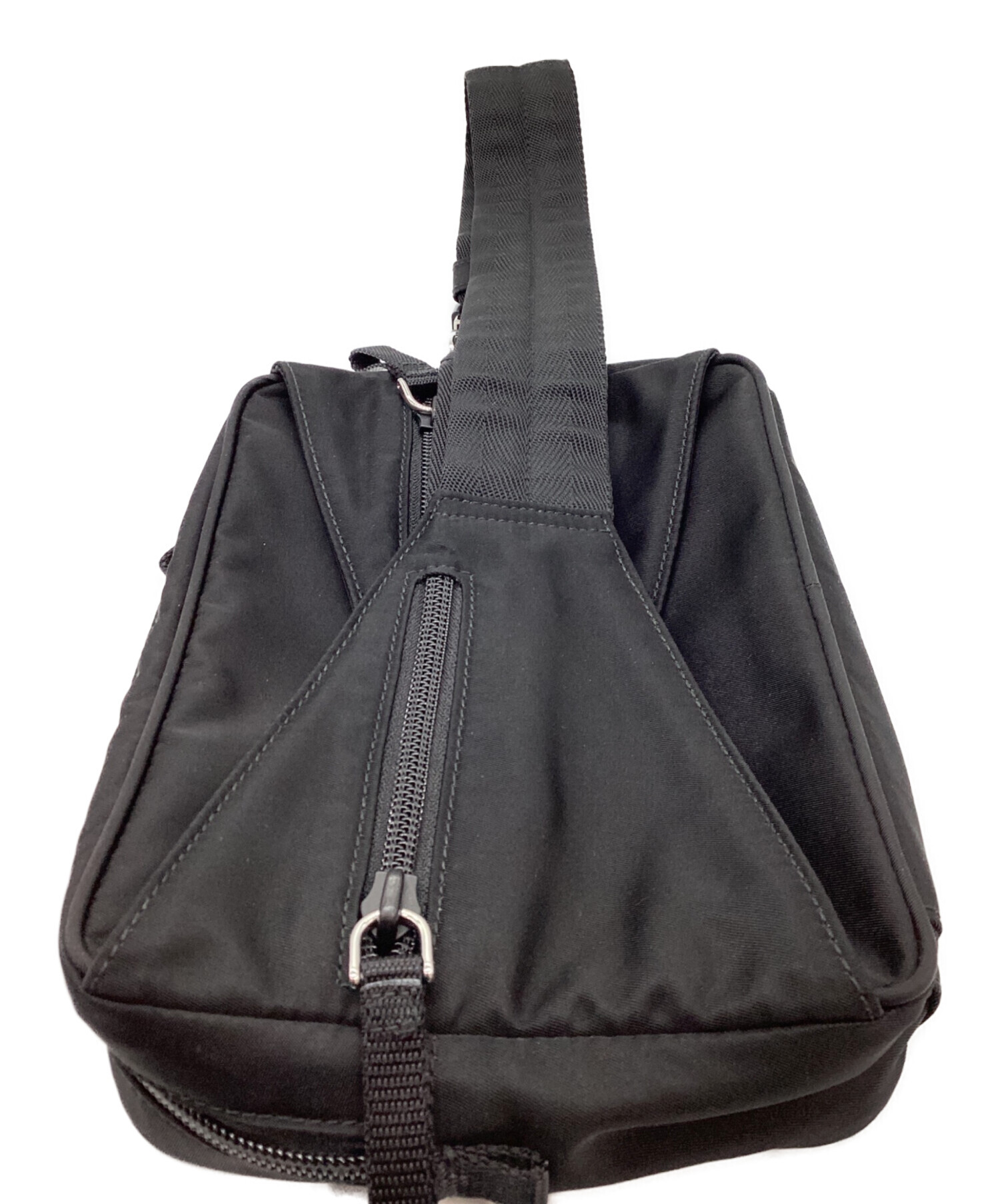 中古・古着通販】PRADA (プラダ) ナイロンウエストバッグ ブラック