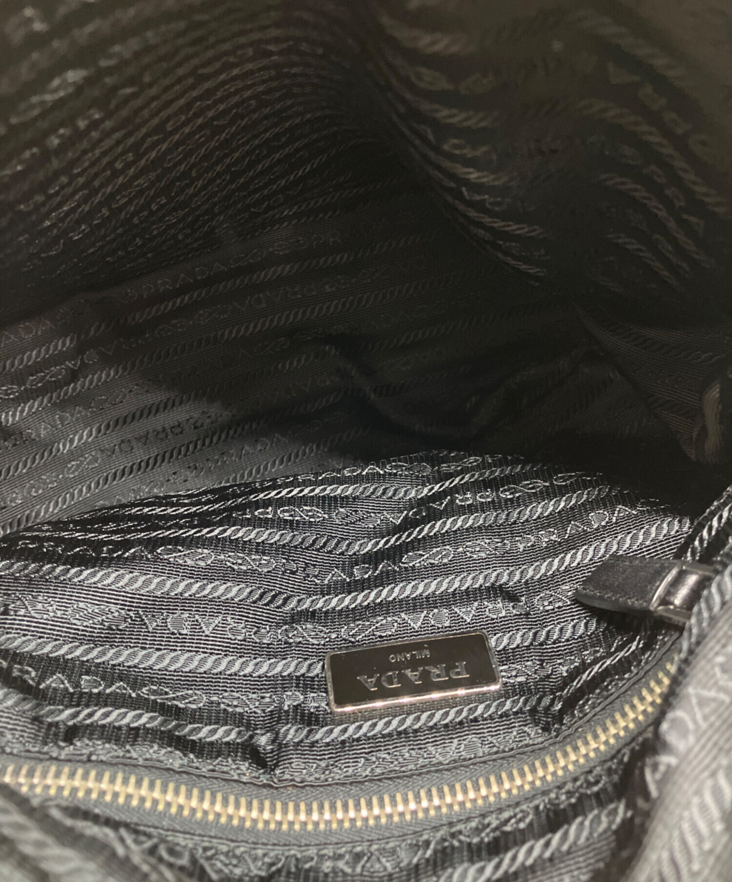 中古・古着通販】PRADA (プラダ) ナイロンショルダーバッグ ブラック
