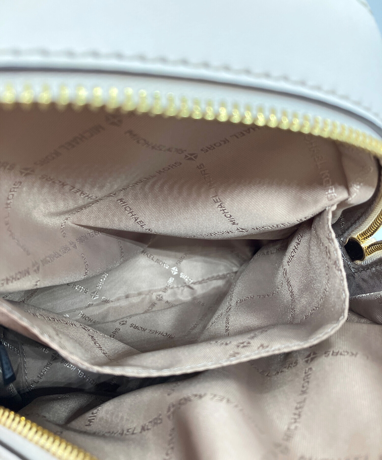 中古・古着通販】MICHAEL KORS (マイケルコース) リュック ホワイト