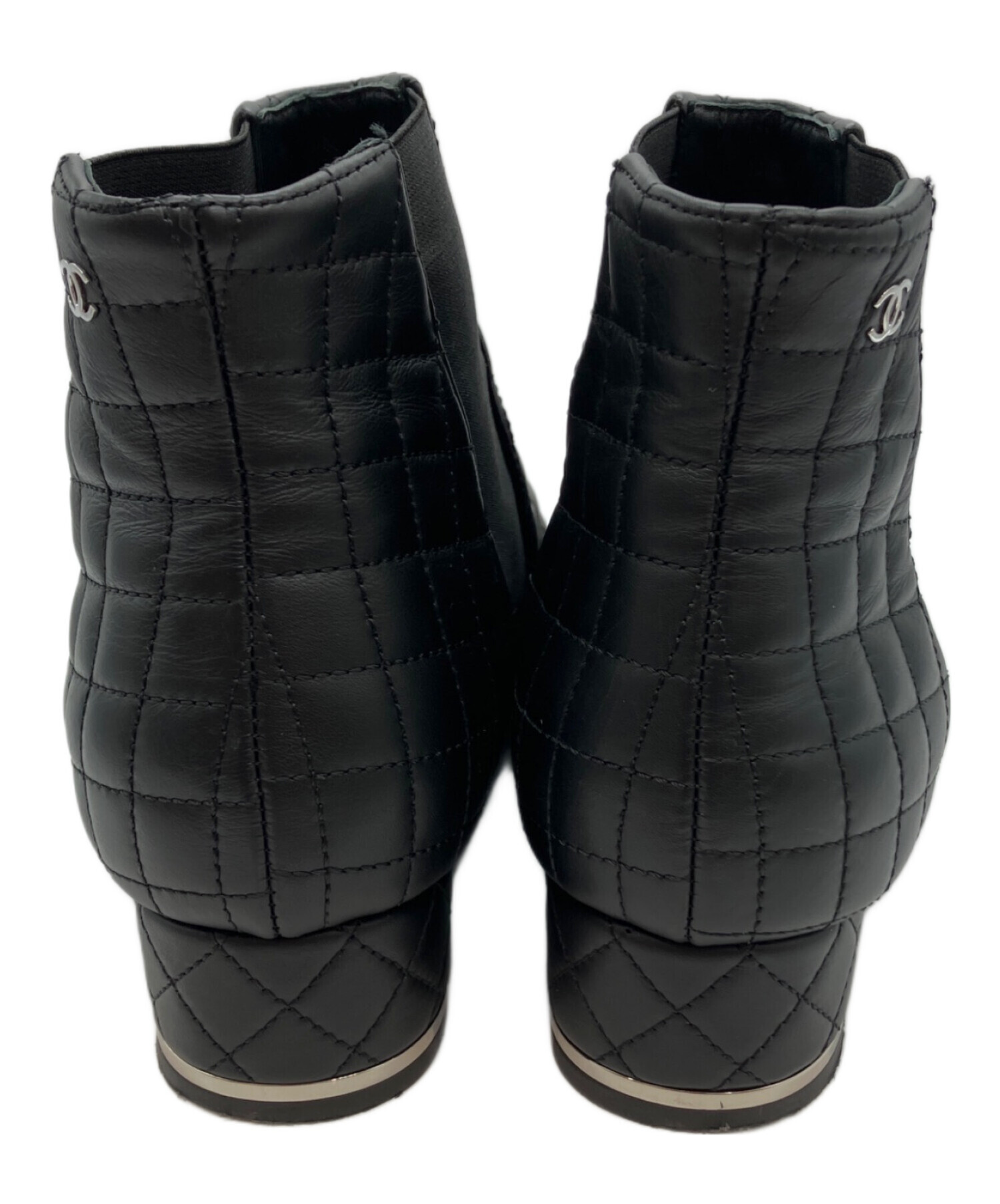 CHANEL シャネル ショートブーツ 中古・古着通販】CHANEL (シャネル) ショートブーツ ブラック サイズ