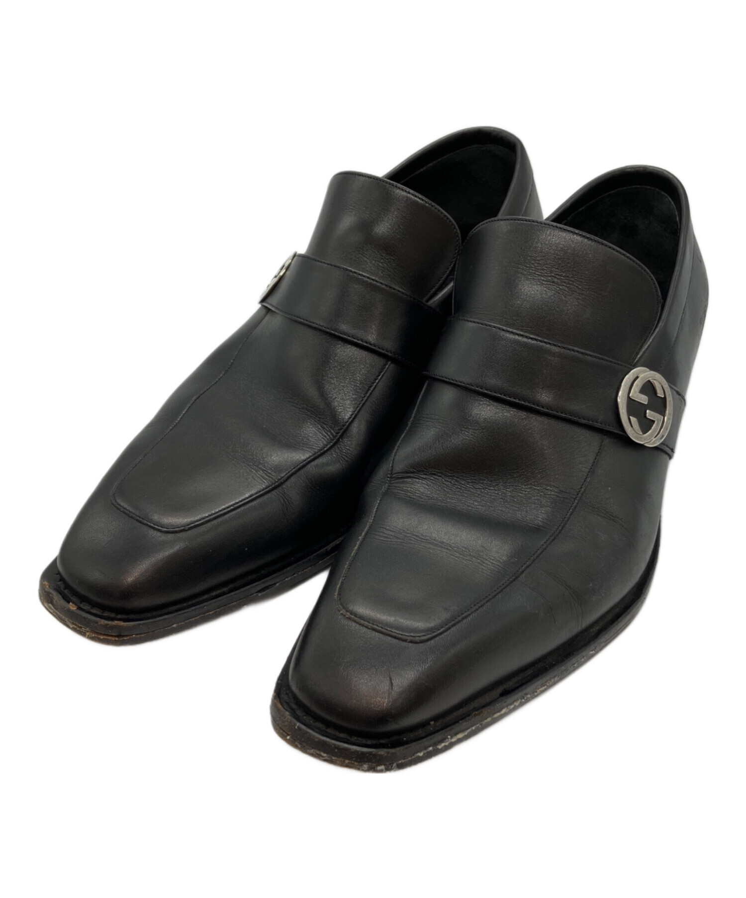 【GUCCI】グッチ スタッズ レザーシューズ ドレスシューズ ブラック 中古・古着通販】GUCCI (グッチ) ドレスシューズ ブラック サイズ:39