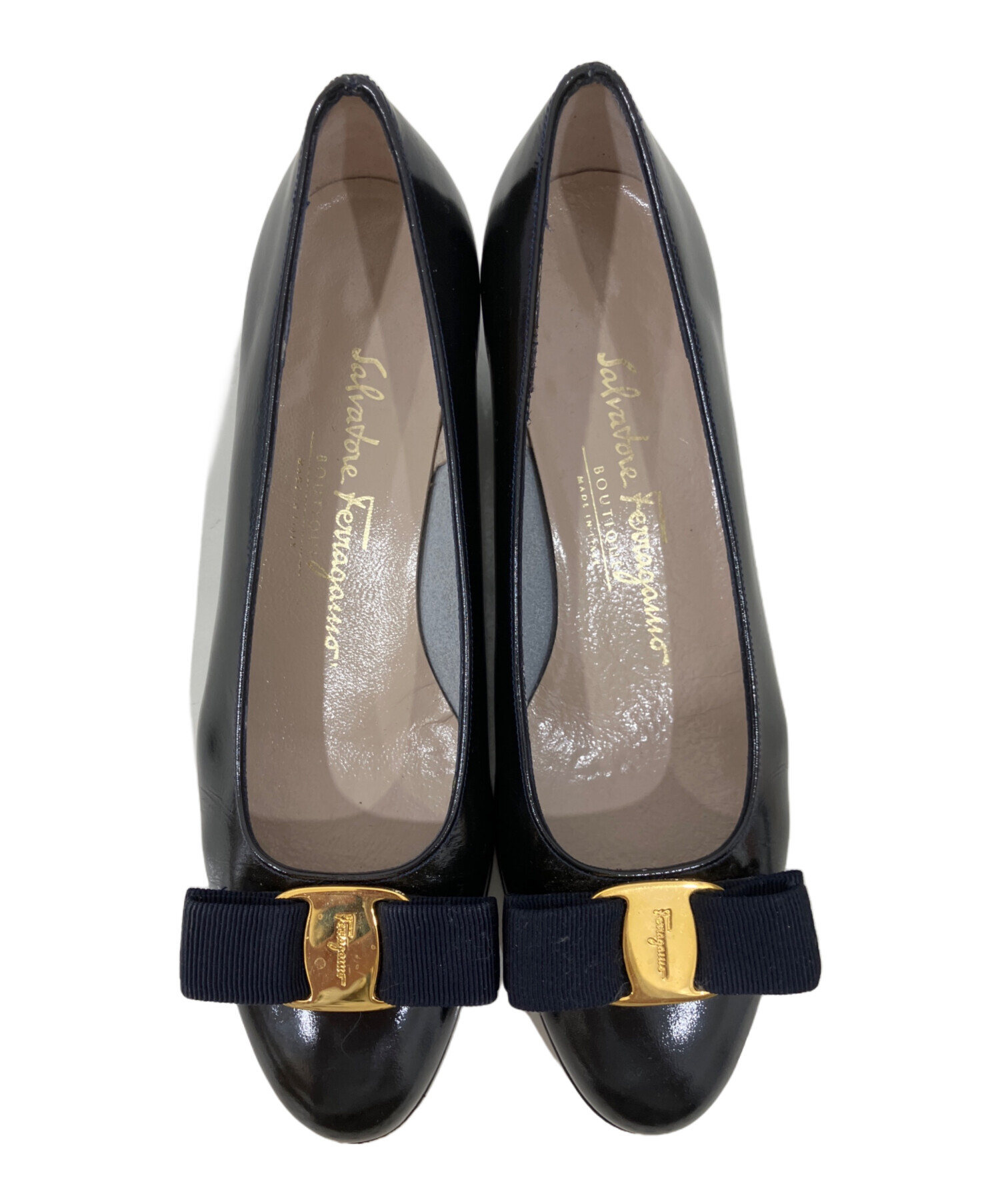 廃盤 未使用品✨サルヴァトーレフェラガモ レザー ヴァラリボン パンプス 中古・古着通販】Salvatore Ferragamo (サルヴァトーレ フェラガモ
