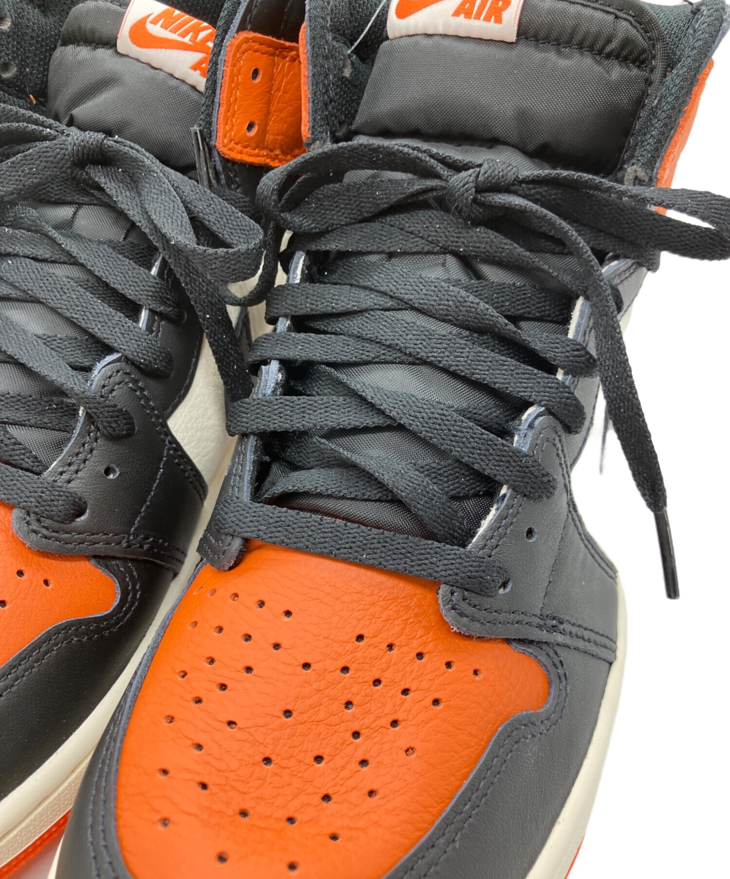 中古・古着通販】NIKE (ナイキ) ハイカットスニーカー オレンジ