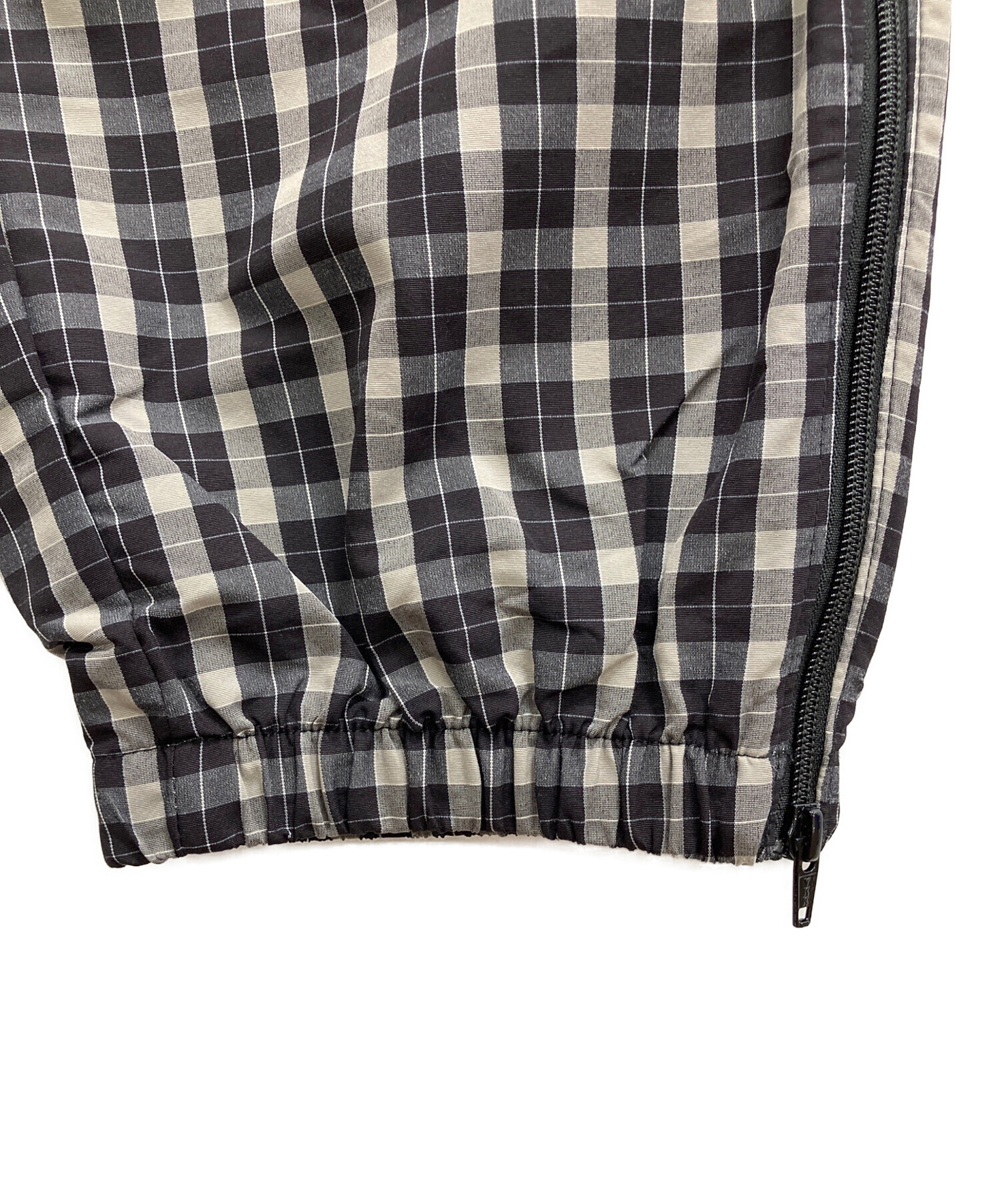 中古・古着通販】SUPREME (シュプリーム) PLAID WARM UP PANTS グレー