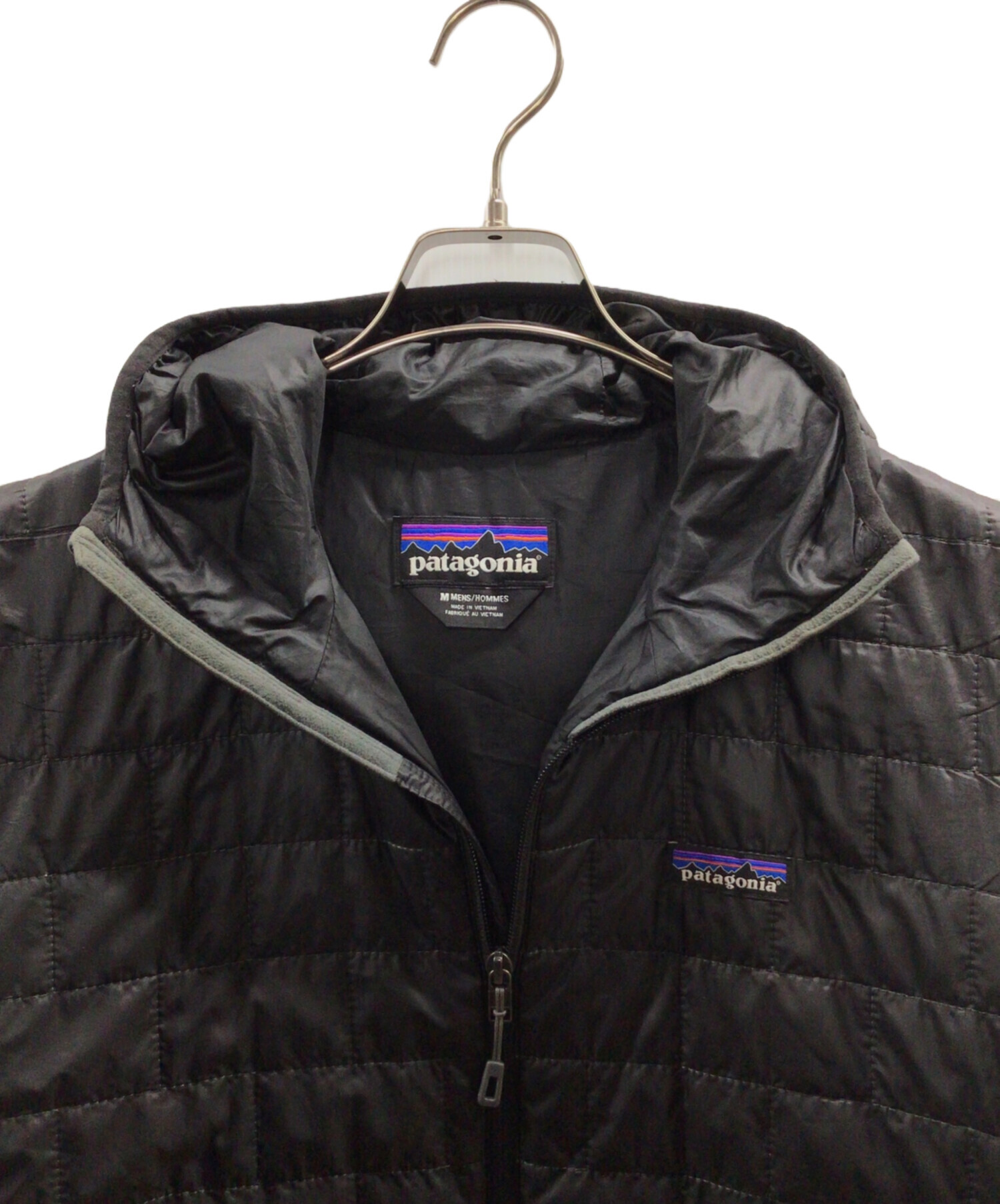 中古・古着通販】Patagonia (パタゴニア) ナノパフフーディ ブラック 中古・古着通販】Patagonia (パタゴニア) ナノパフフーディ ブラック