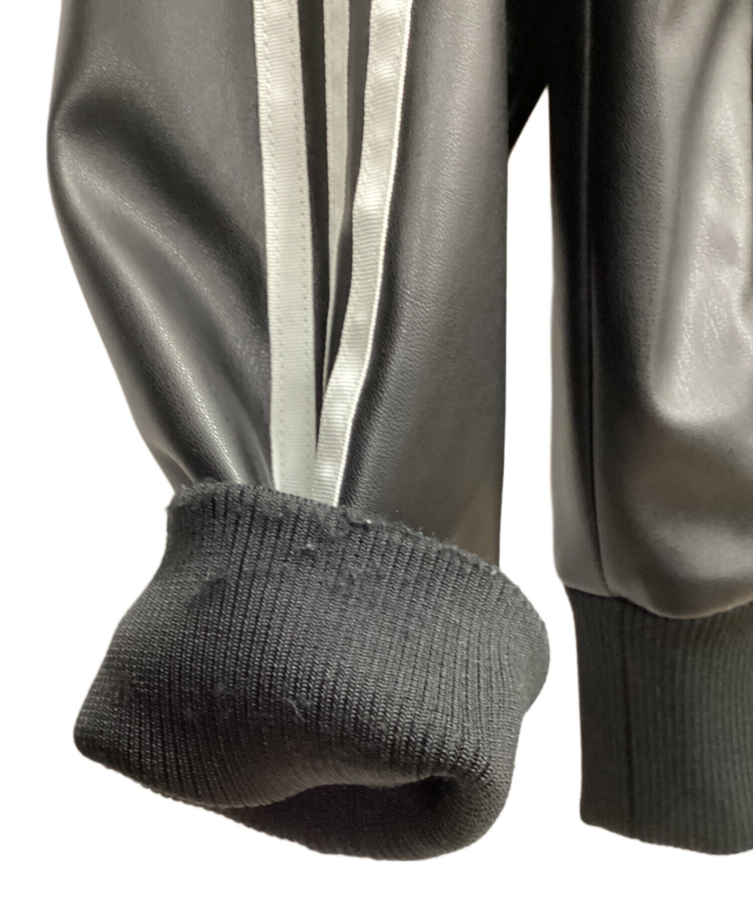 中古・古着通販】adidas (アディダス) スリーストライプス ルーズ