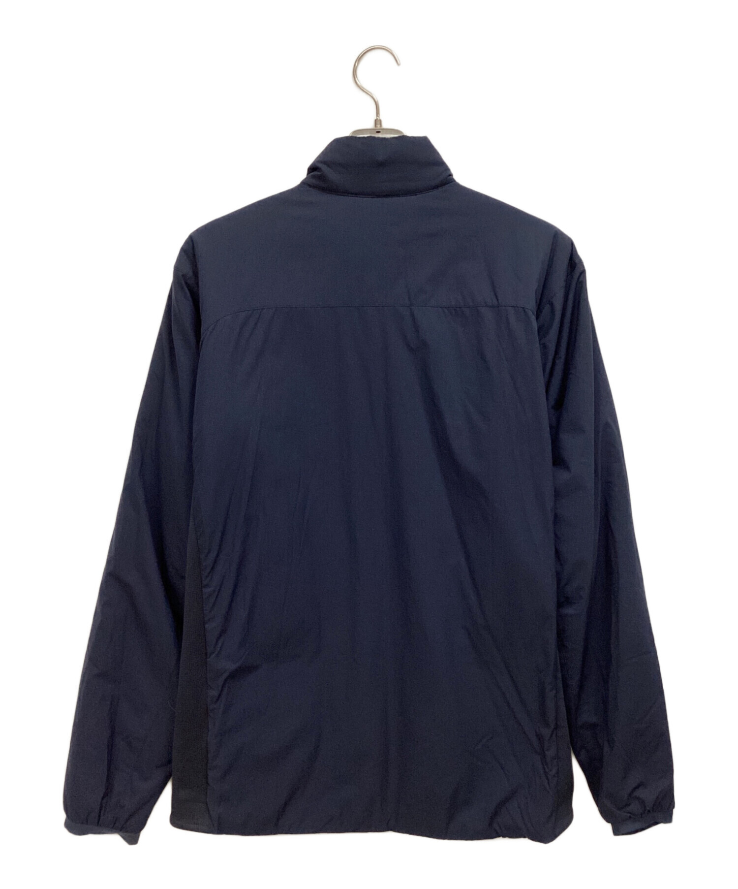 アークテリクス ARC’TERYX ナイロンジャケット ATOM 古着 ネイビー 中古・古着通販】ARC'TERYX (アークテリクス) ATOM LT HOODY ネイビー