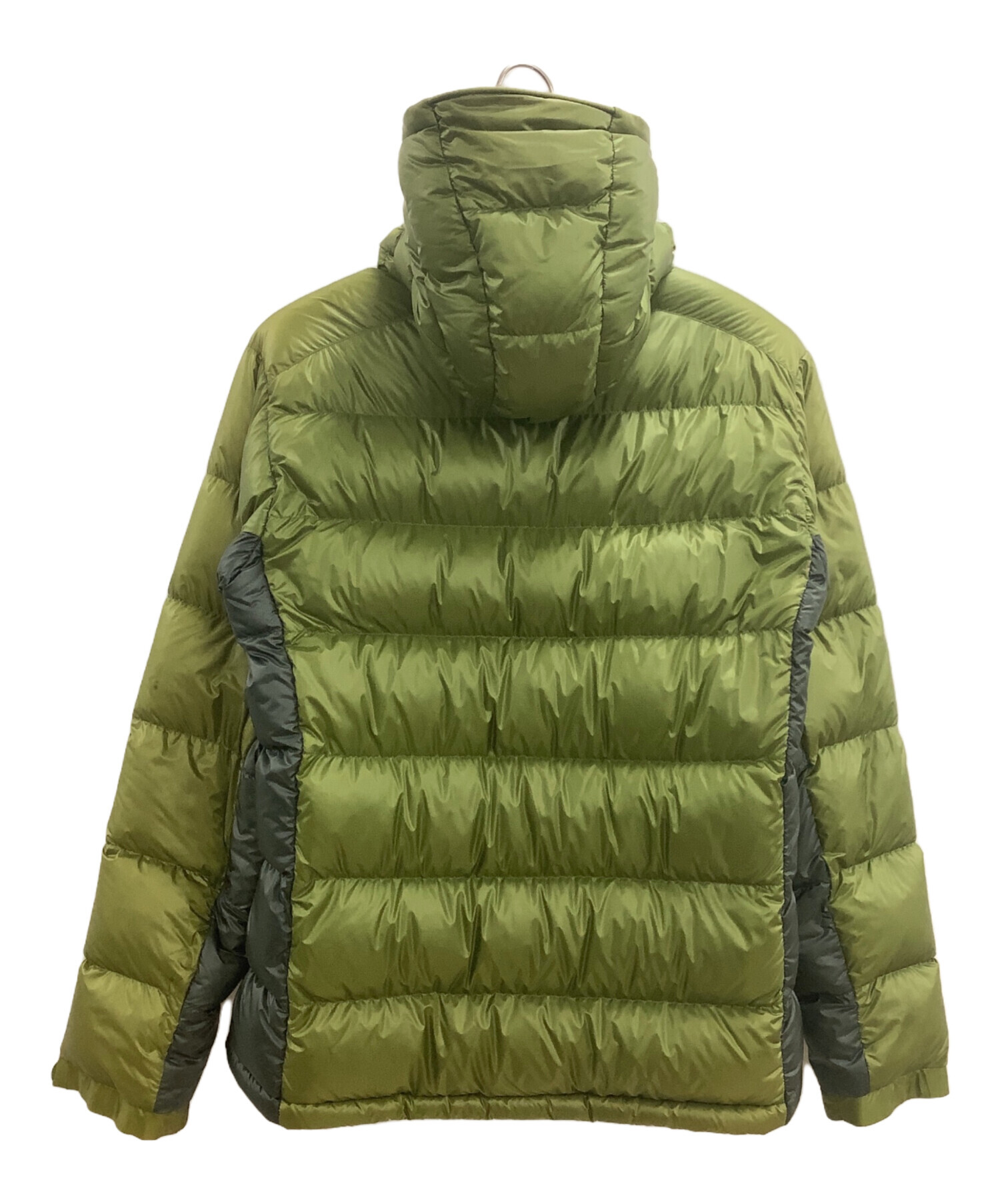 montbell フード付きグリーンダウンジャケット montbell フード付きダウンジャケット 緑 モンベルダウンジャケット