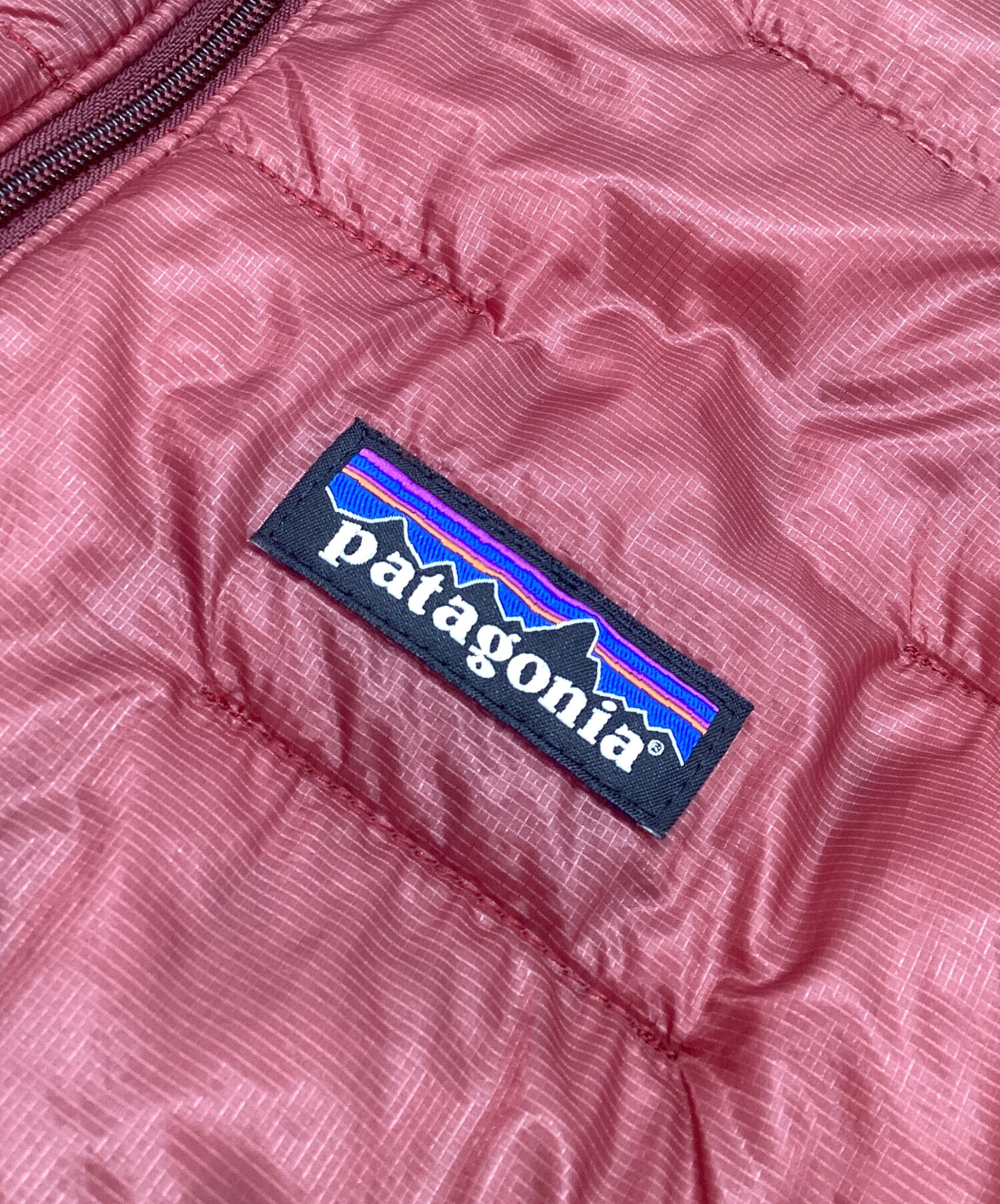 00s patagonia マイクロパフジャケット　グラフチェック　ピンク 中古・古着通販】Patagonia (パタゴニア) マイクロパフジャケット