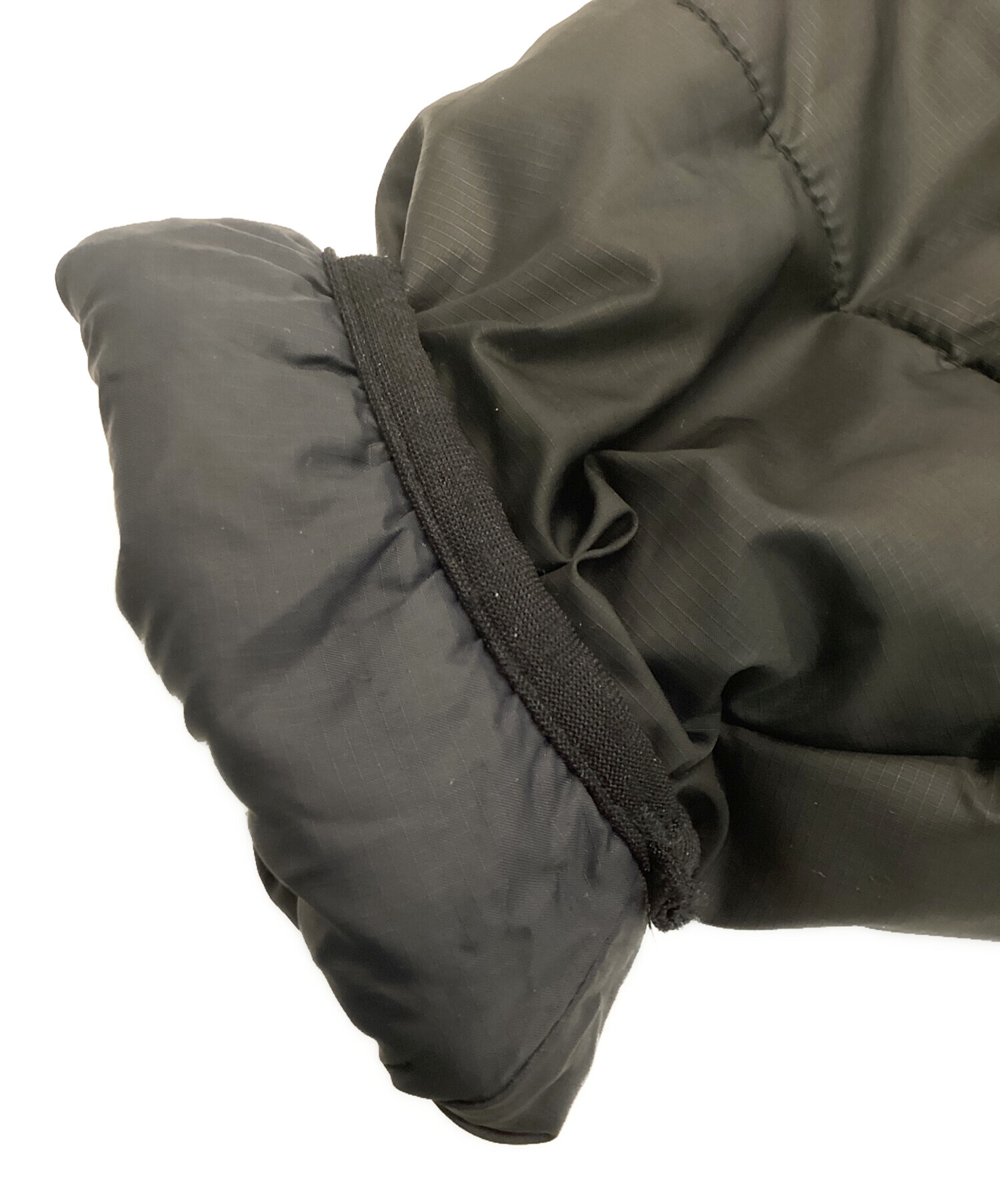 未使用タグ付き Patagonia パタゴニア ハイパーパフジャケット M 中古・古着通販】Patagonia (パタゴニア) ハイパーパフパーカ ブラック