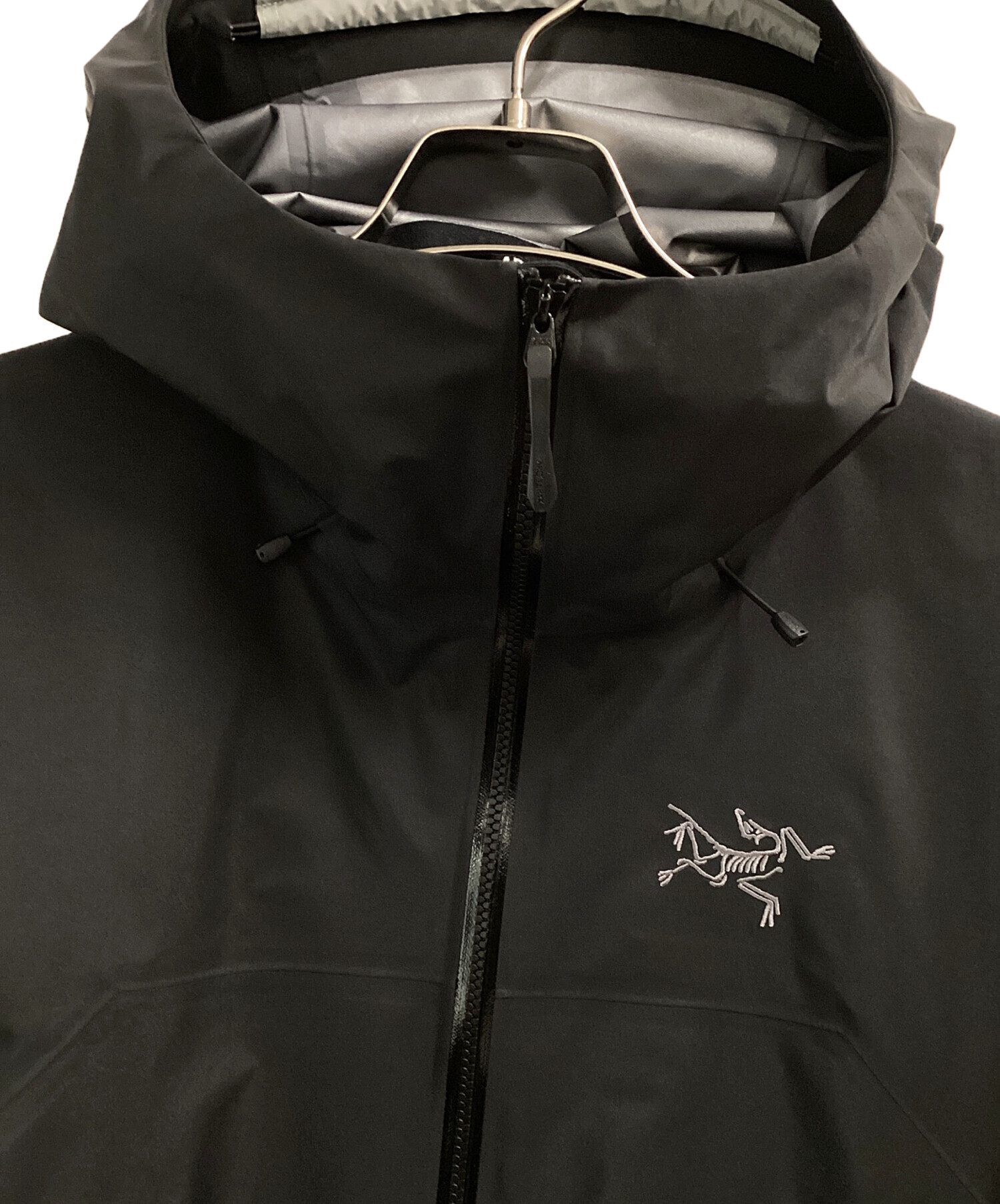 【新品未使用】ARC'TERYX ライトウェイトジャケット メンズ 黒 S 中古・古着通販】ARC'TERYX (アークテリクス) ベータライトウェイト