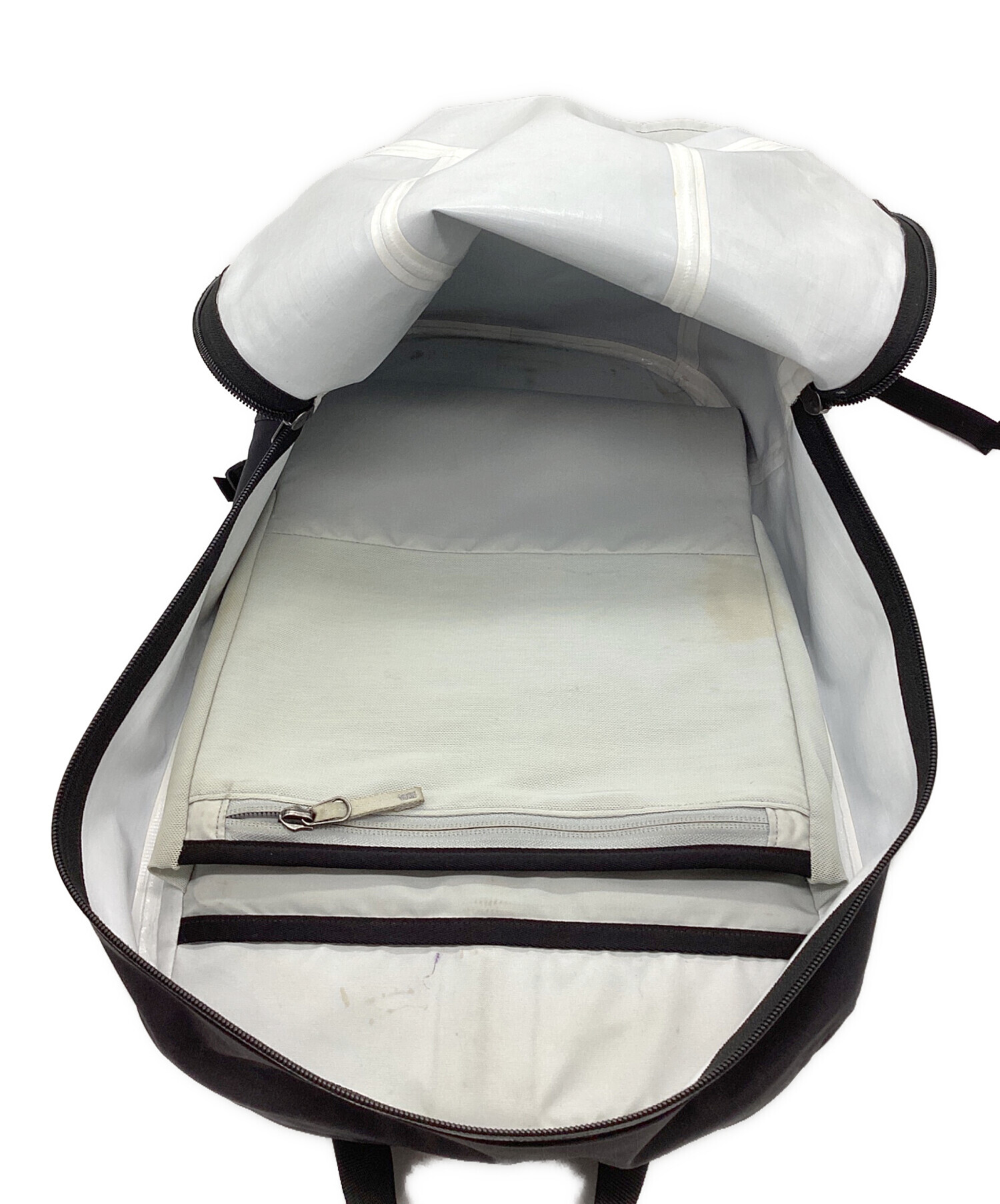 中古・古着通販】ARC'TERYX (アークテリクス) グランヴィル16 ブラック 中古・古着通販】ARC'TERYX (アークテリクス) グランヴィル16 ブラック