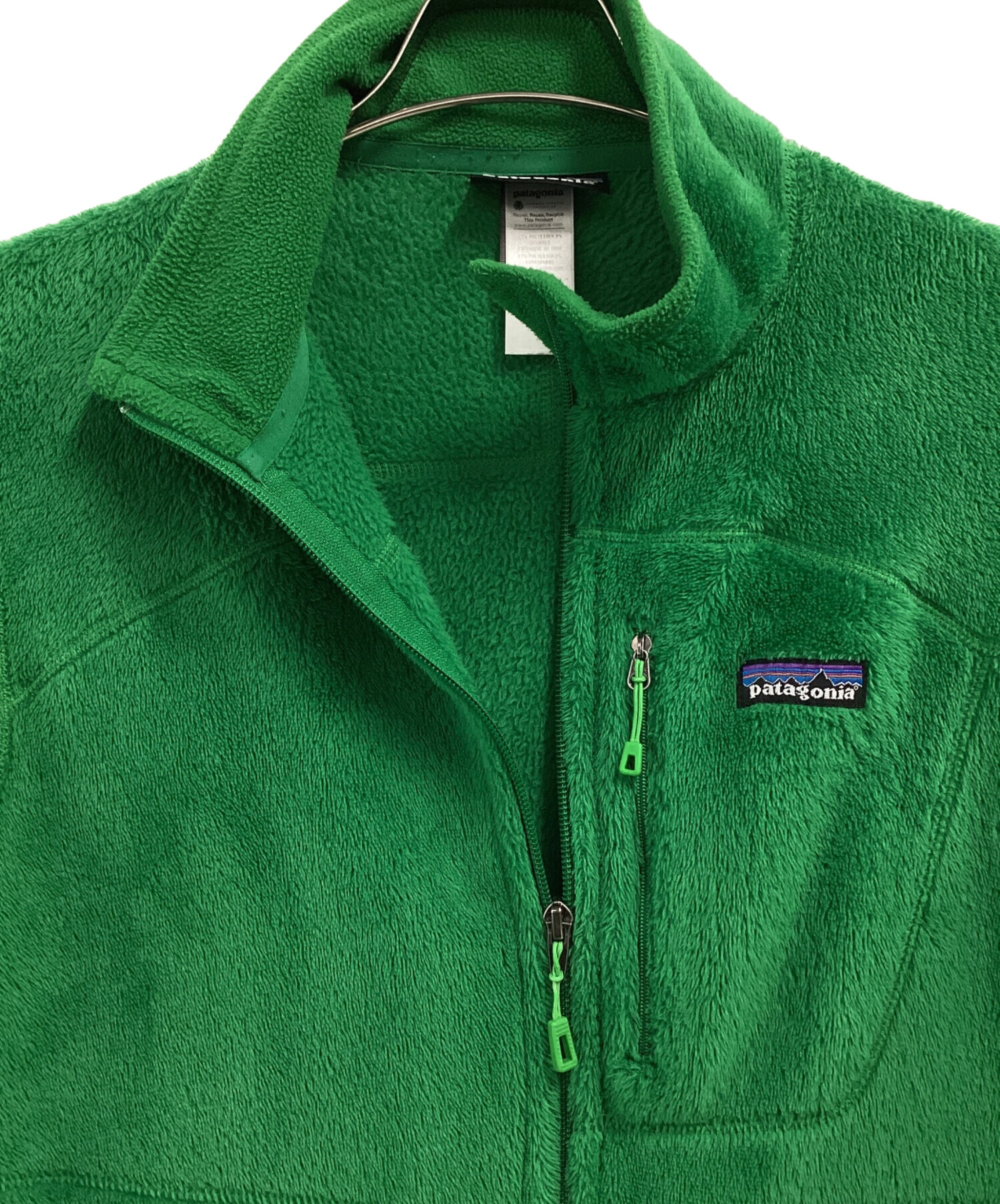 C464 廃盤 パタゴニア R2 フリースジャケット M 緑 フード 良品 中古・古着通販】Patagonia (パタゴニア) R2フリースジャケット