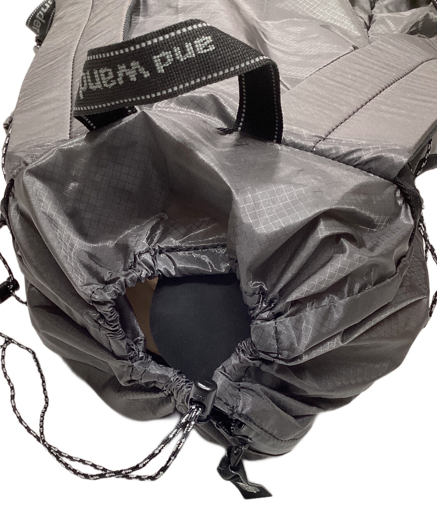 中古・古着通販】and wander (アンドワンダー) sil daypack