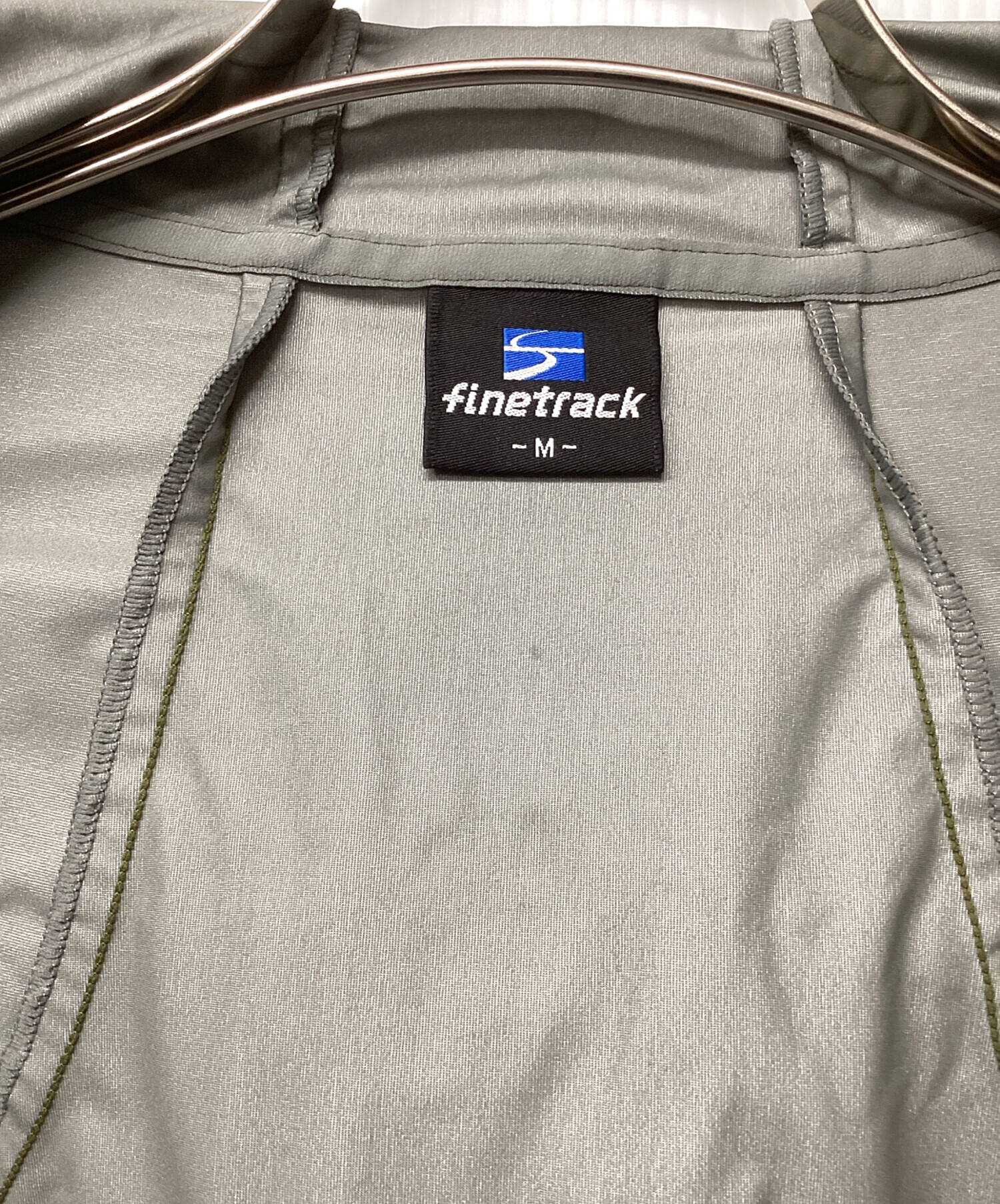 中古・古着通販】finetrack (ファイントラック) フロウラップフーディ 
