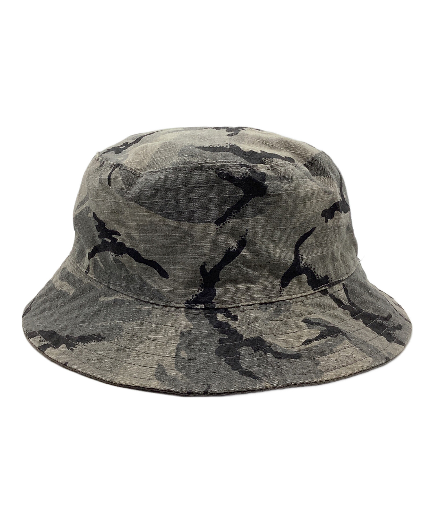 中古・古着通販】stussy (ステューシー) カモ柄リバーシブルハット