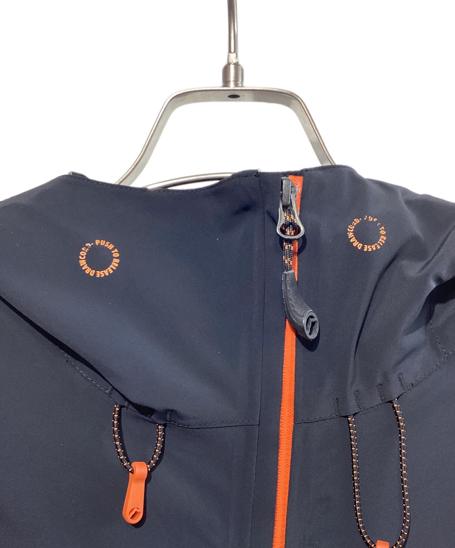 Lowe alpine ロウアルパイン　ナイロンダウンジャケットMサイズ （オレンジ&ブラック） Amazon.co.jp: (ロウ アルパイン)Lowe Alpine ADVENTURE TECH JACKET