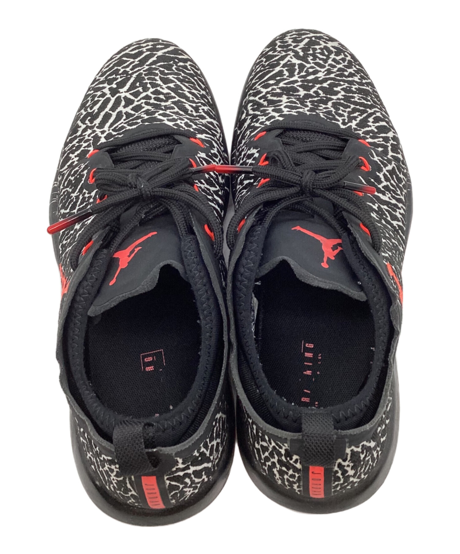 中古・古着通販】NIKE (ナイキ) ローカットスニーカー ブラック 