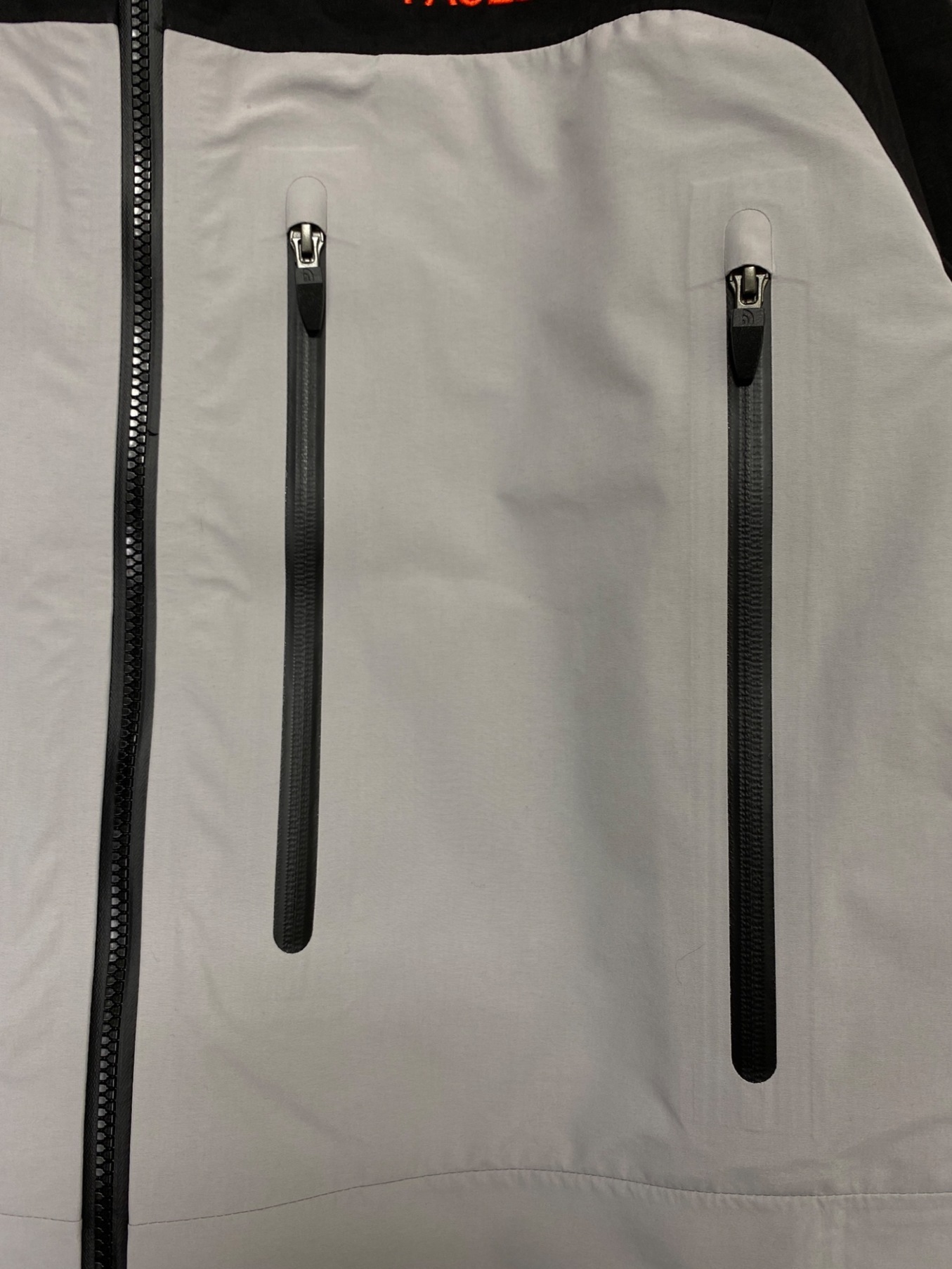 シュプリーム × ザ・ノース・フェイス テープドシーム シェルジャケット グレー 楽天市場】新品 シュプリーム SUPREME x ザ ノースフェイス THE