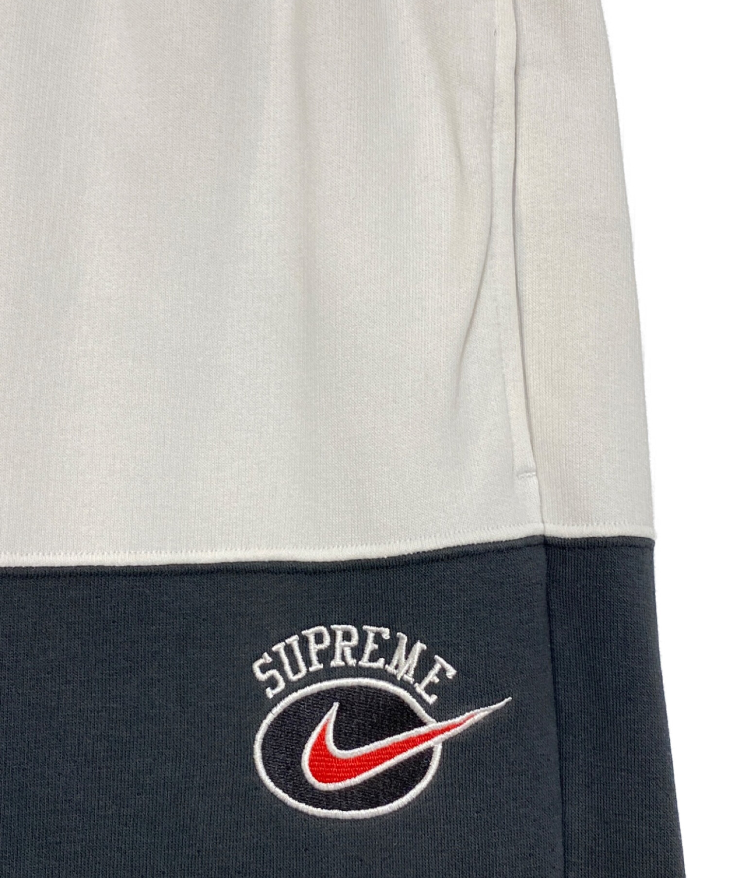 supreme nike stripe sweatpants