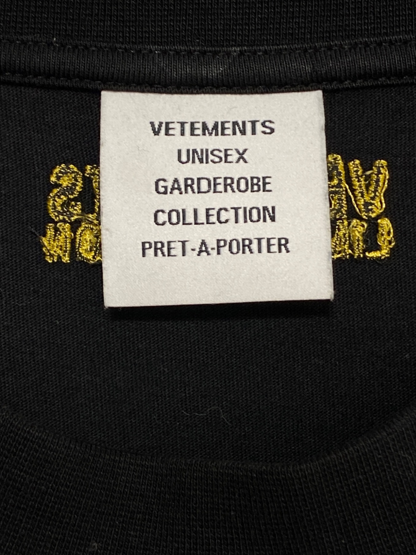中古・古着通販】VETEMENTS (ヴェトモン) ワールドツアーロゴプリントT
