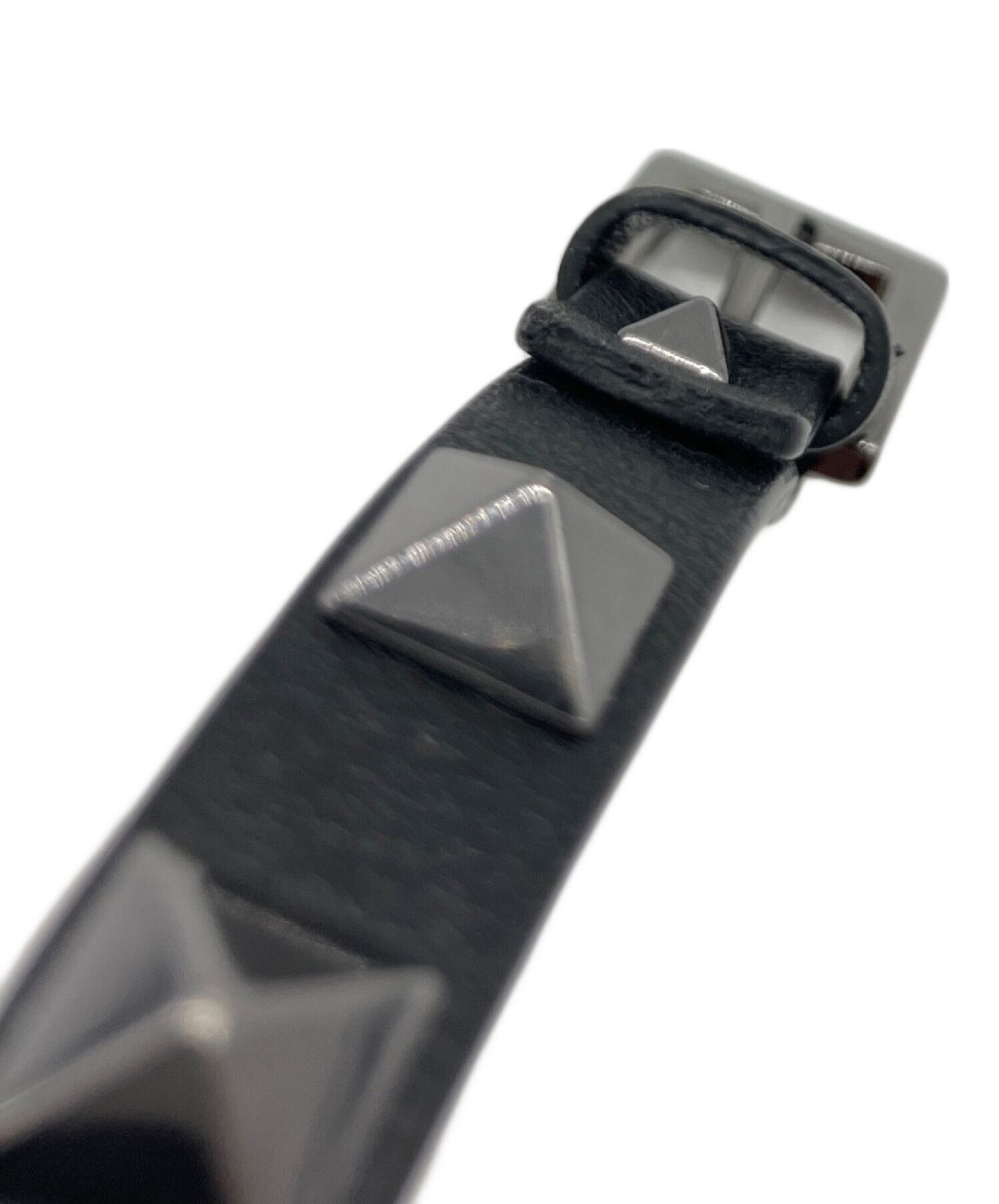 valentino ロックスタッズ ブレスレット 関税送料込み- VALENTINO ロックスタッズ ブレスレット (VALENTINO