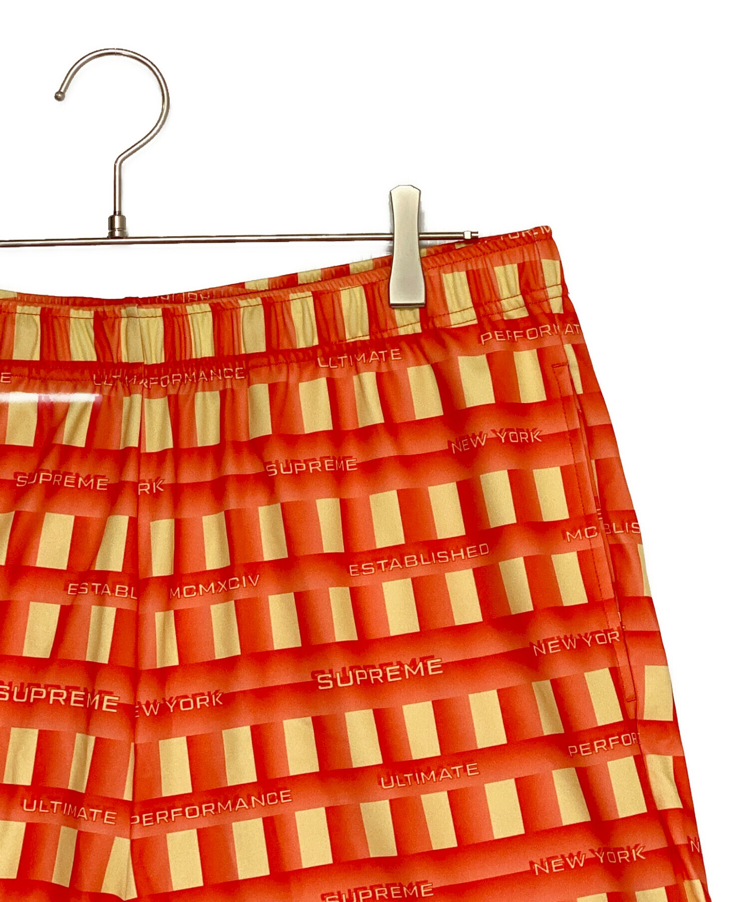 Supreme Soccer shorts Supreme soccer shorts オレンジ S
