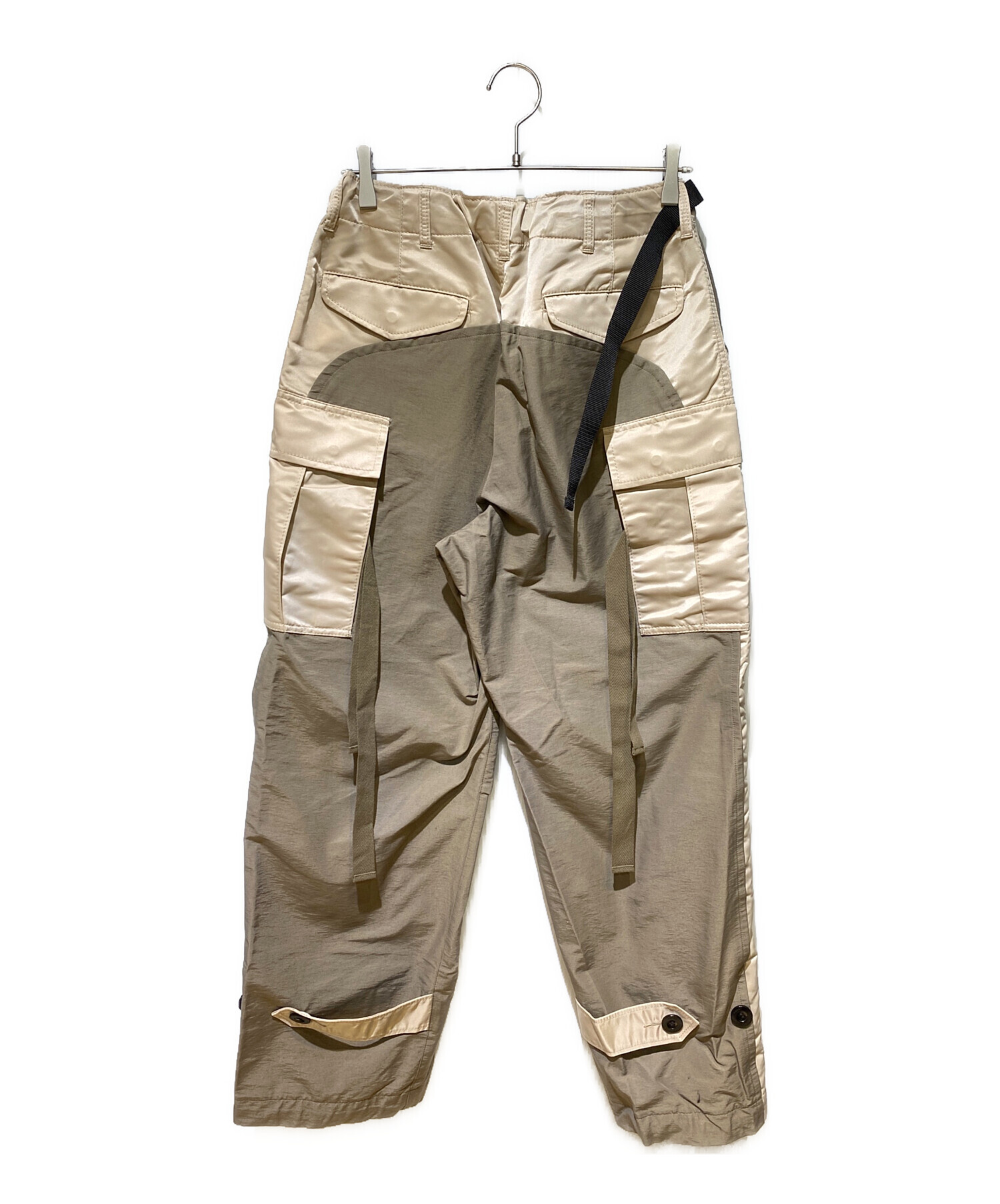 sacai ナイロンカーゴパンツ　カーキ　サイズ1 未使用 sacai サカイ リップストップ カーゴパンツ カーキ