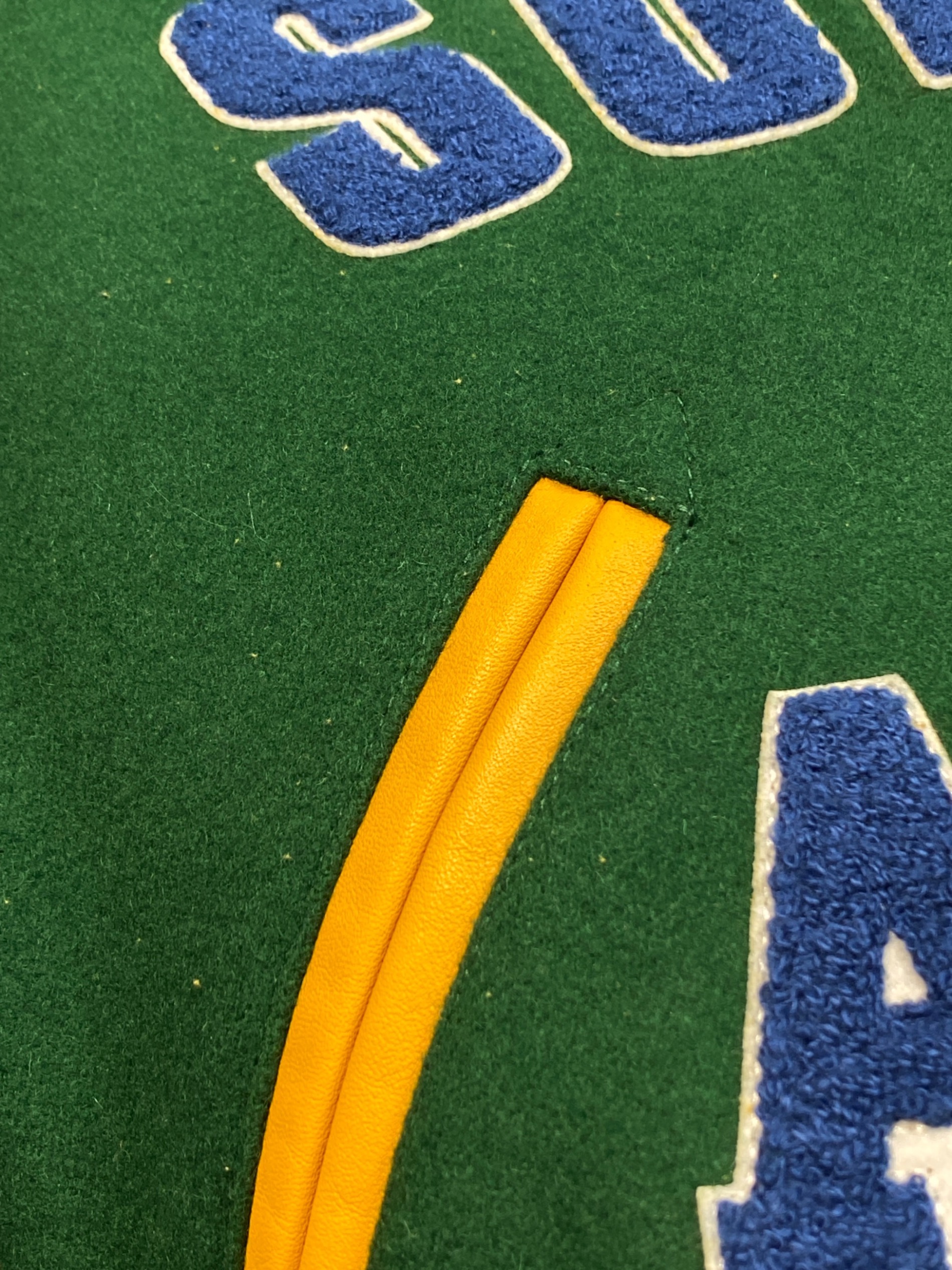 中古・古着通販】SUPREME (シュプリーム) Praises Varsity Jacket