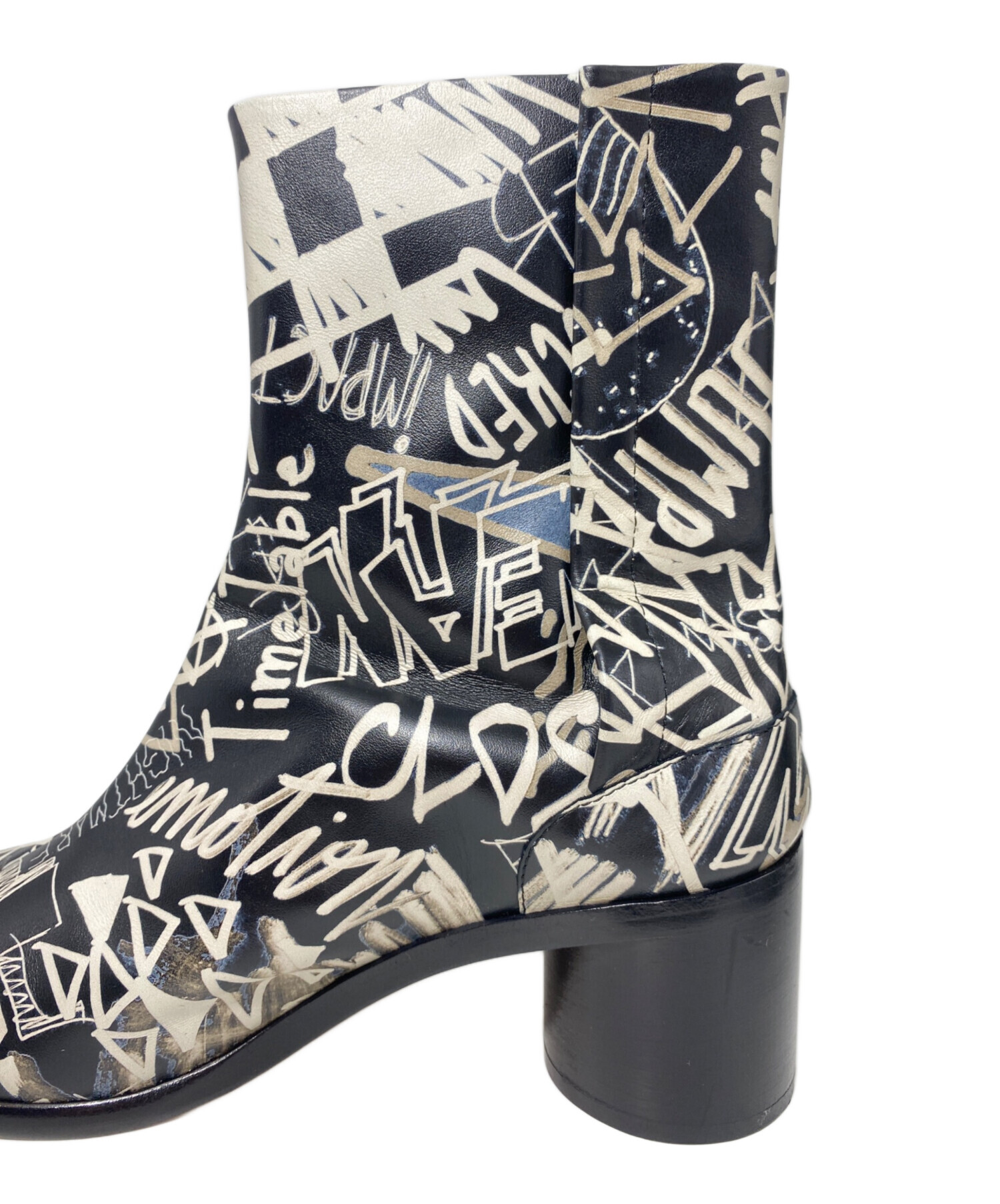 美品❗️メゾンマルジェラ　タビブーツ　'Tapestry' プリント 中古・古着通販】Maison Margiela (メゾンマルジェラ) Graffiti Tabi