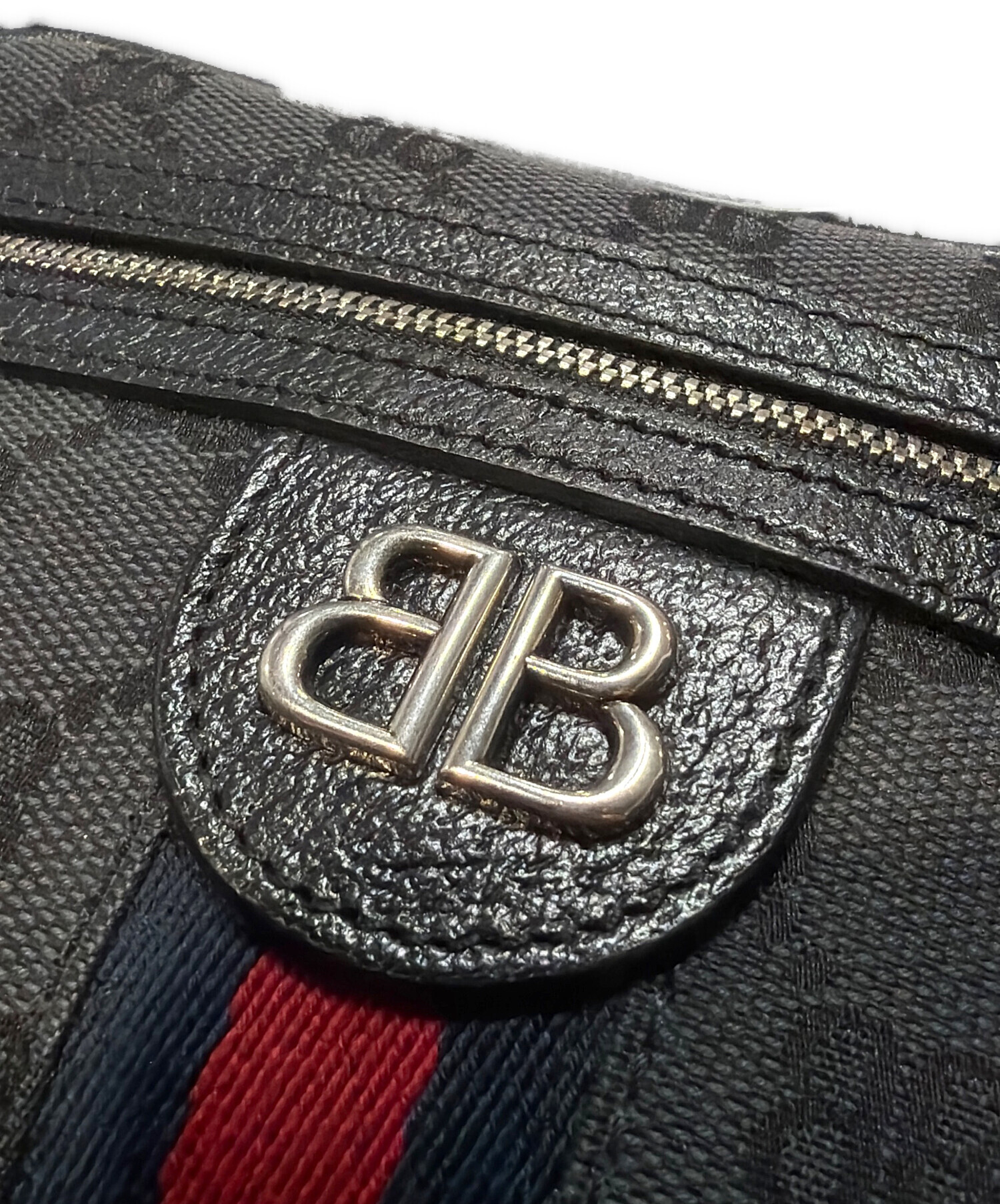 バレンシアガ BALENCIAGA BALENCIAGA × GUCCI ザ ハッカープロジェクト ウェブライン ショルダーバッグ バッグ キャンバス レザー レディース ブラック系 / ネイビー系 / レッド系 680128 【中古】 BALENCIAGA - バレンシアガ BALENCIAGA BALENCIAGA × GUCCI ザ