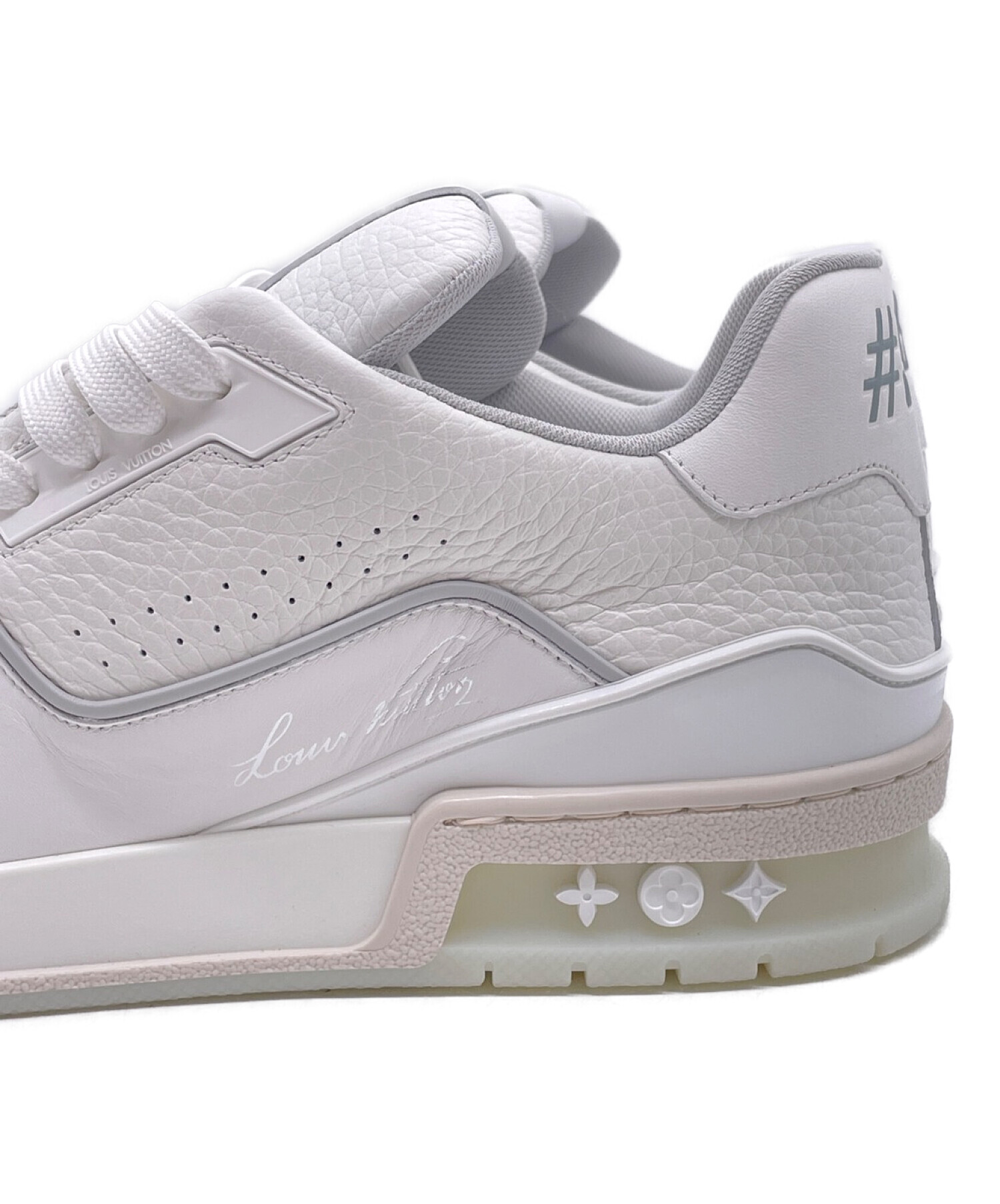 Louis Vuitton ホワイト スニーカー 中古・古着通販】LOUIS VUITTON (ルイ ヴィトン) 22SS LVトレイナー