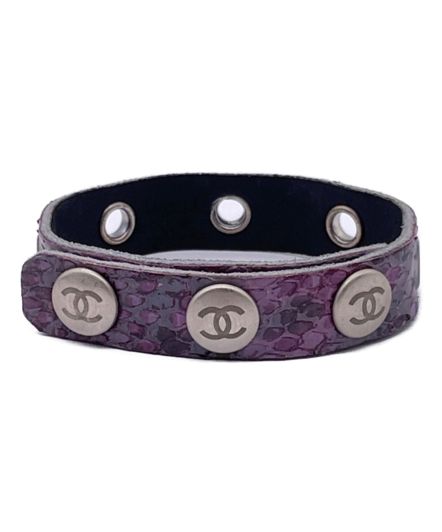 vintage CHANEL ブレスレット バングル パイソン パープル 中古・古着通販】CHANEL (シャネル) パイソンスタッズバングル