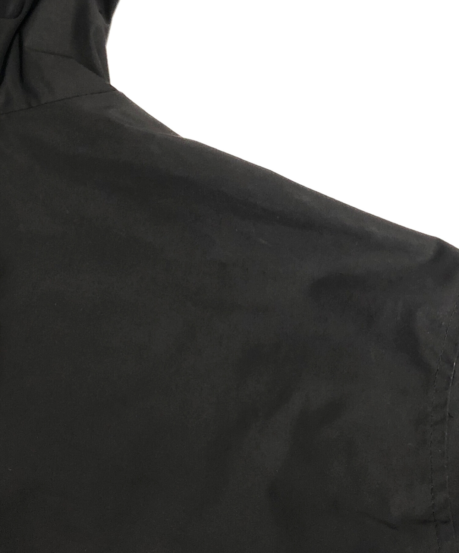 【現行タグ】バーバリー ホースフェリー フーディ ジャケット ブラック L 美品 バーバリー 現行 ダウンジャケット ホースフェリー ブラック L