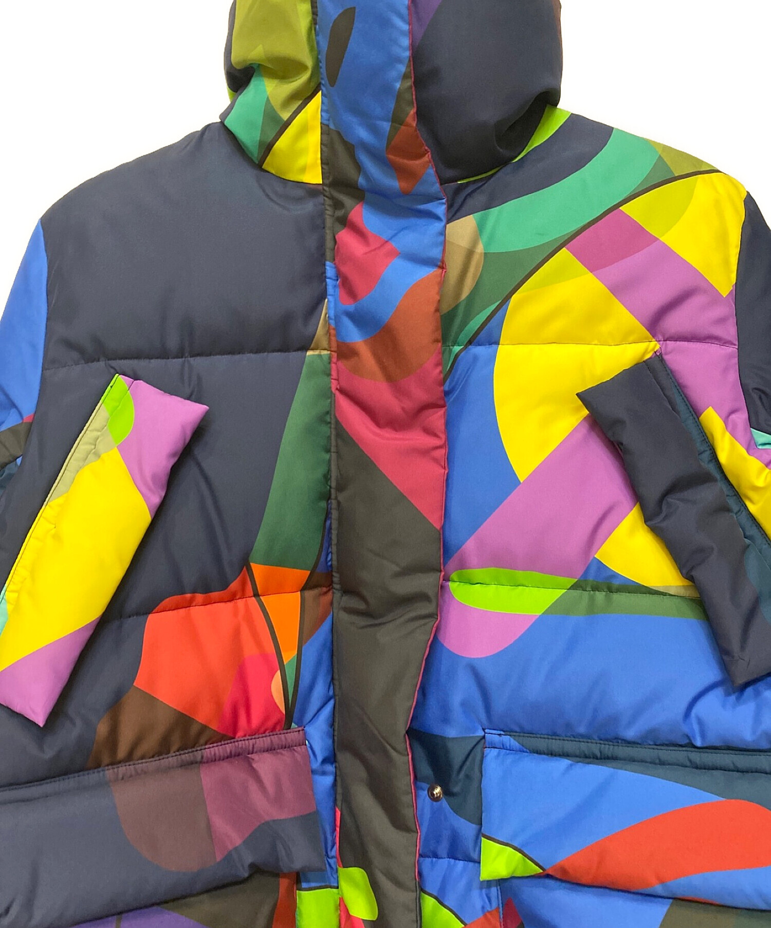 中古・古着通販】sacai (サカイ) KAWS (カウズ) ダウンジャケット