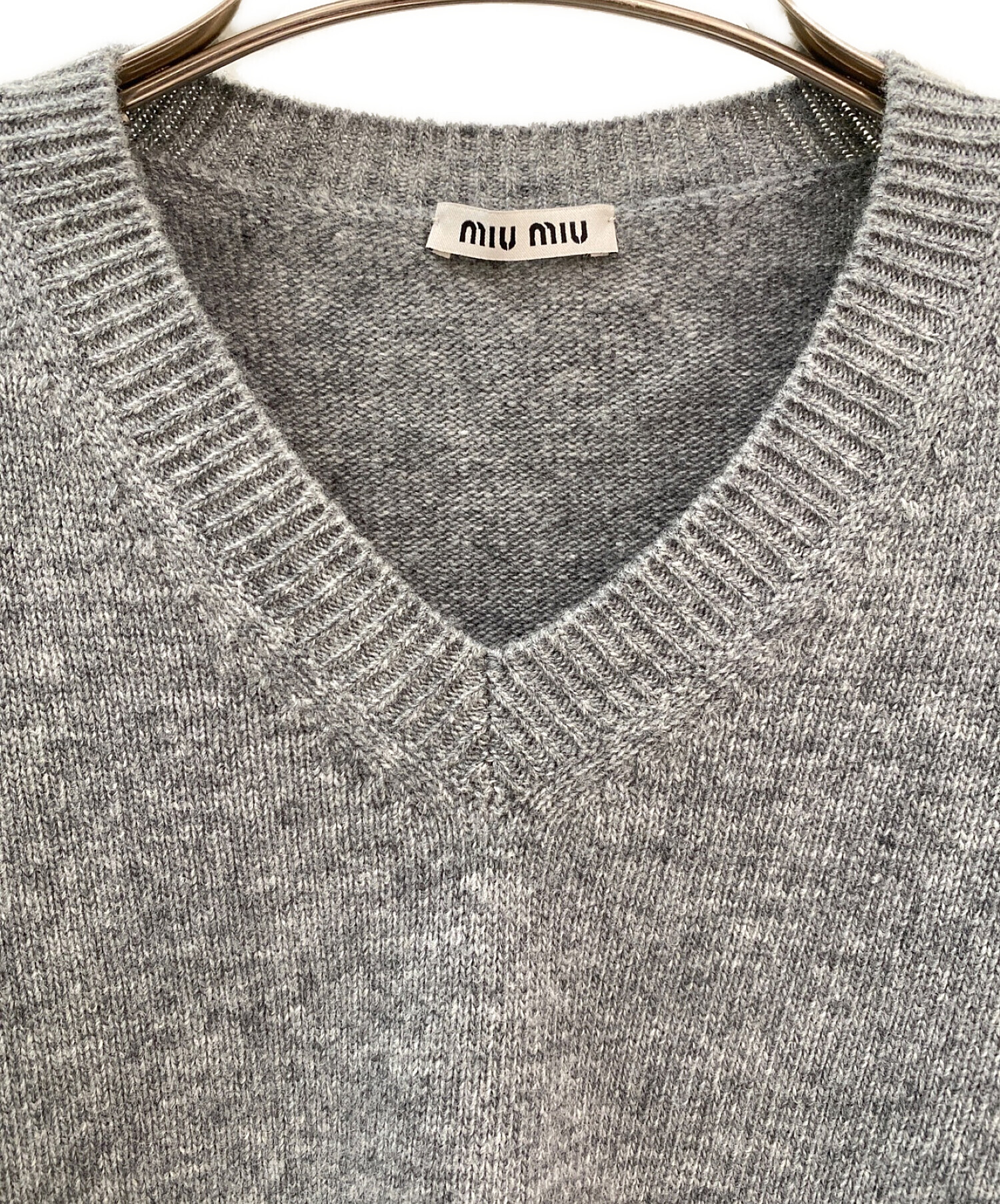 中古・古着通販】MIU MIU (ミュウミュウ) カットオフショート丈ニット