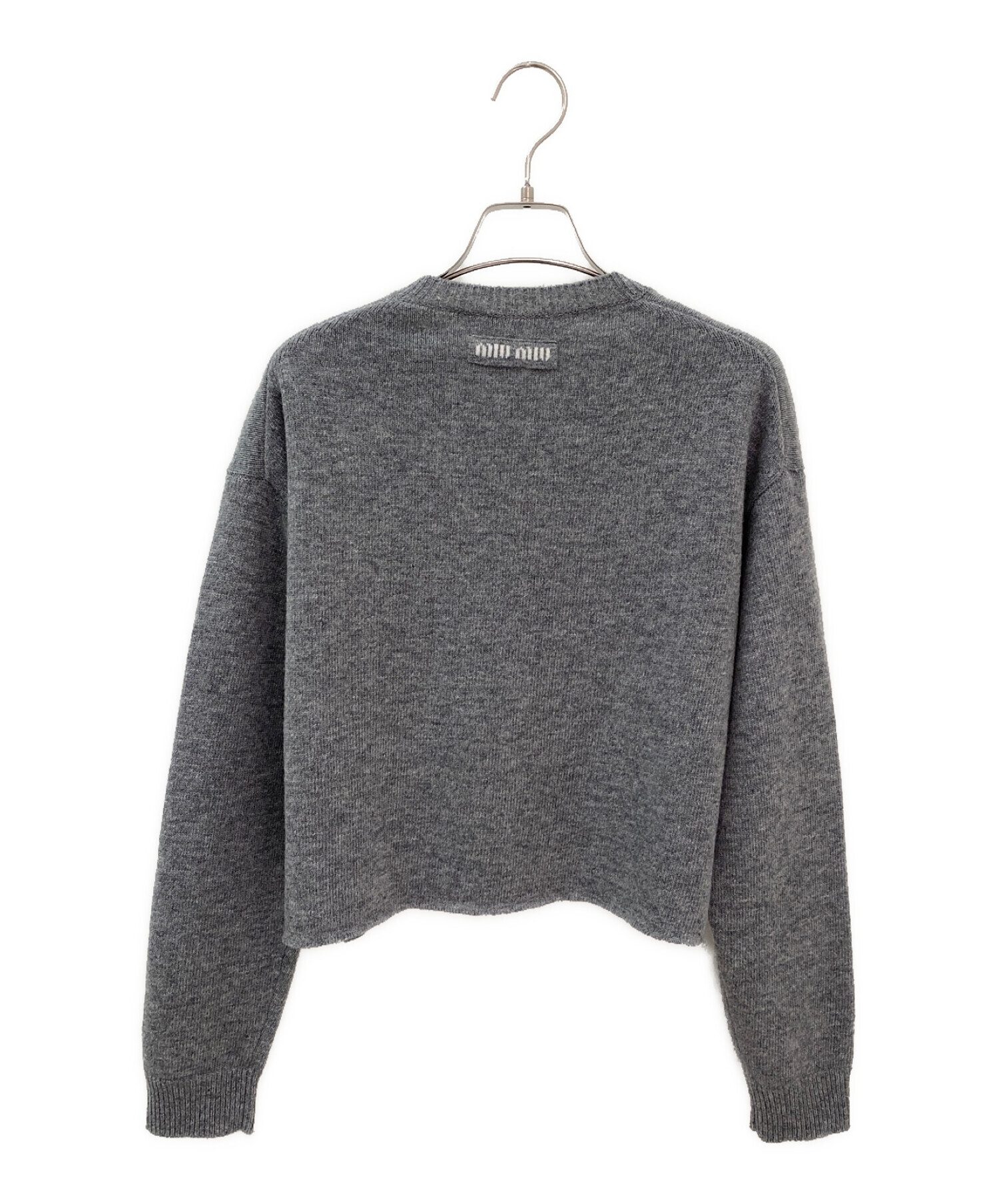 miumiu フード付きグレーショート丈Tシャツ 中古・古着通販】MIU MIU (ミュウミュウ) カットオフショート丈ニット