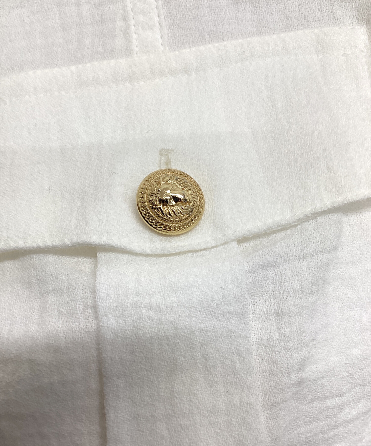 中古・古着通販】BALMAIN (バルマン) 金ボタンブラウス ホワイト 