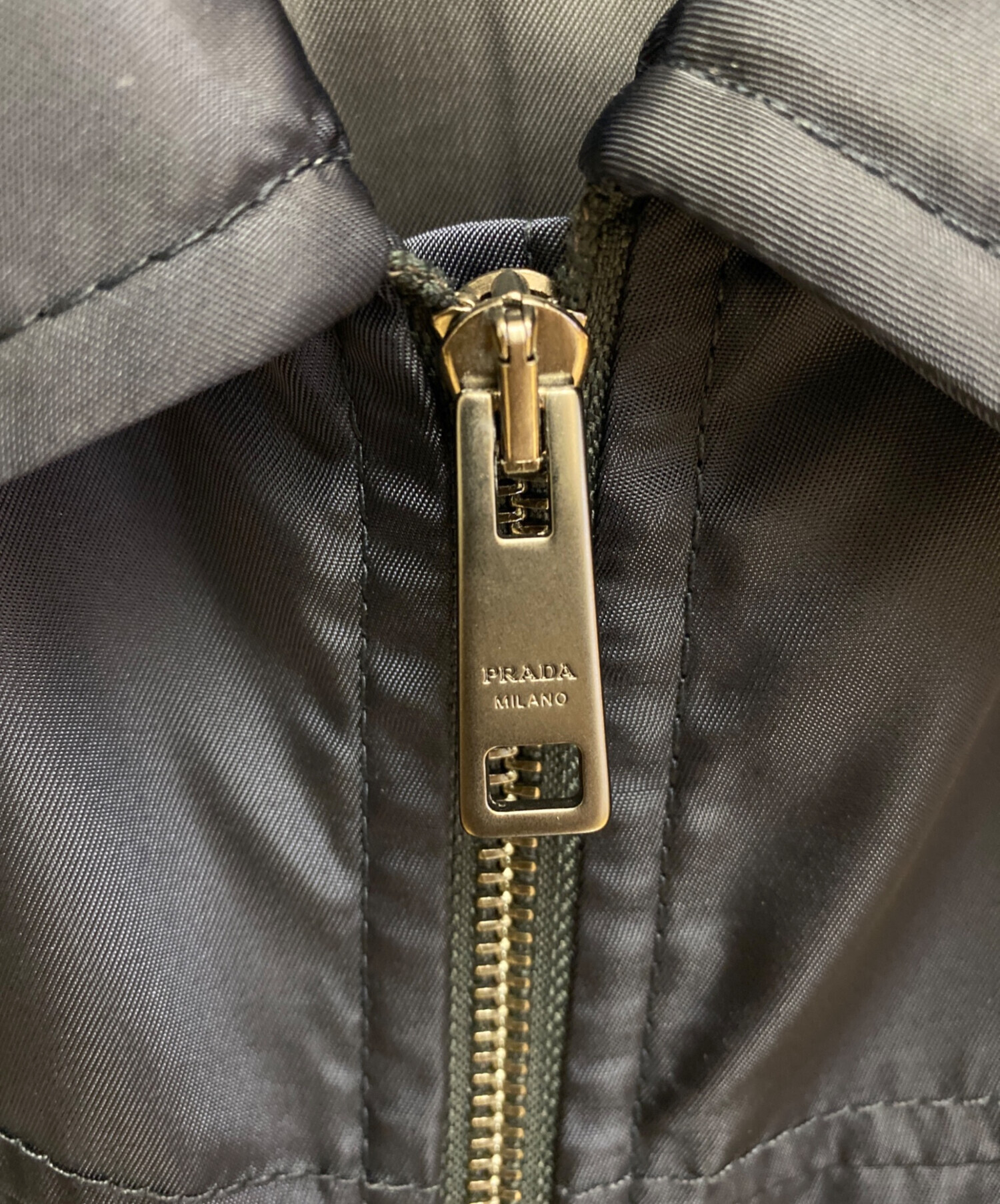 中古・古着通販】PRADA (プラダ) ナイロンジップジャケット ネイビー
