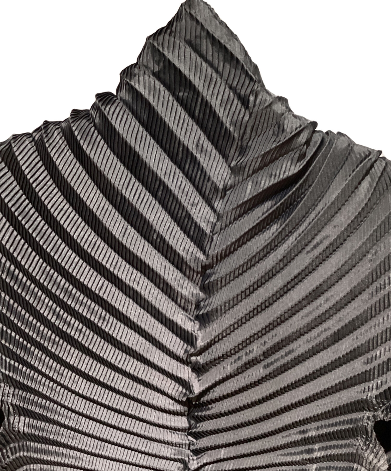 中古・古着通販】ISSEY MIYAKE (イッセイミヤケ) Pleats shaped Vest