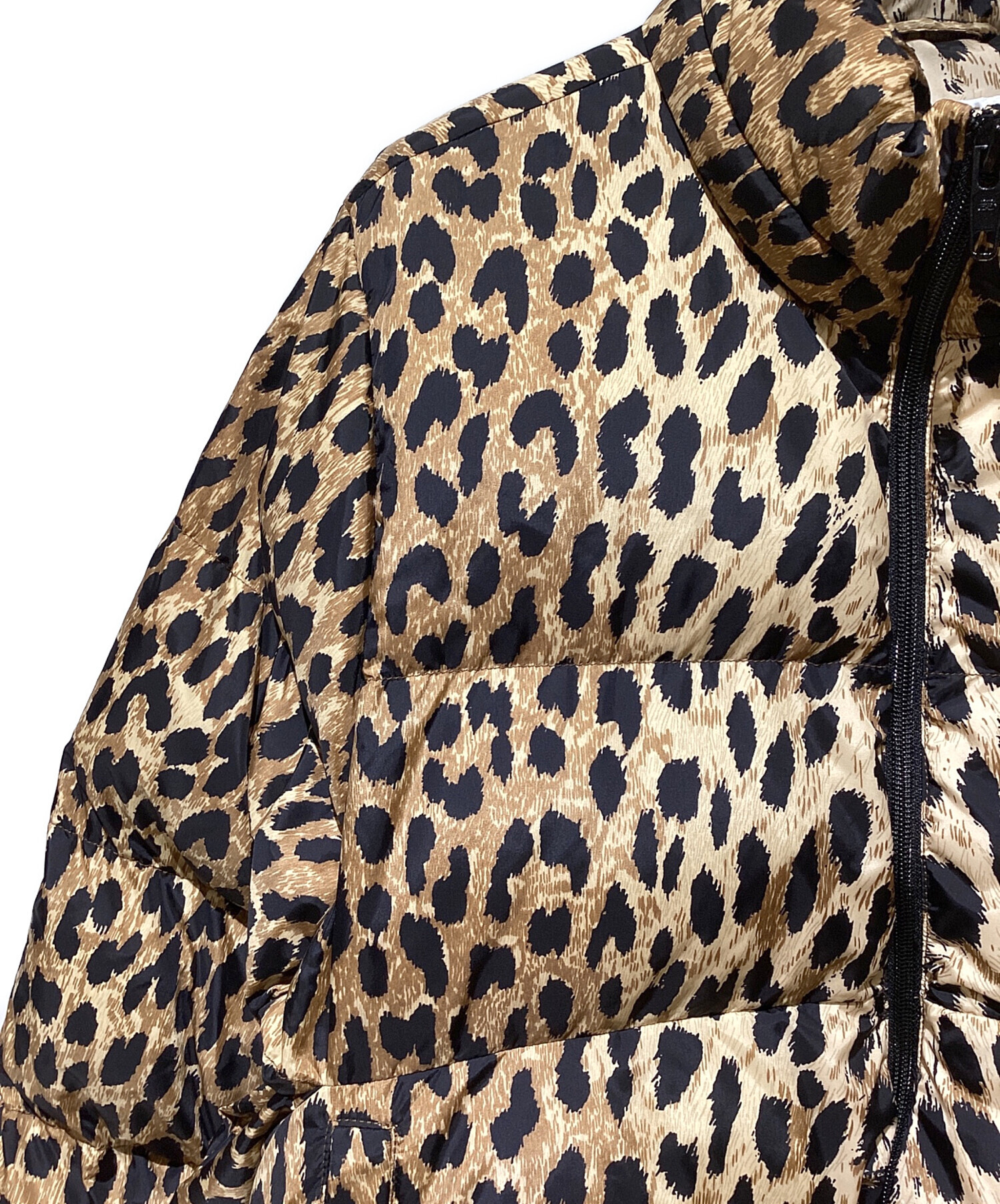 中古・古着通販】BALENCIAGA (バレンシアガ) 19AW Leopard Down Jacket