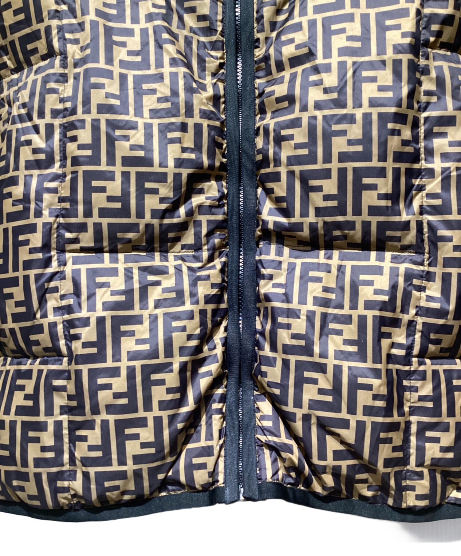 中古・古着通販】FENDI (フェンディ) Zucca Pattern Hooded Down