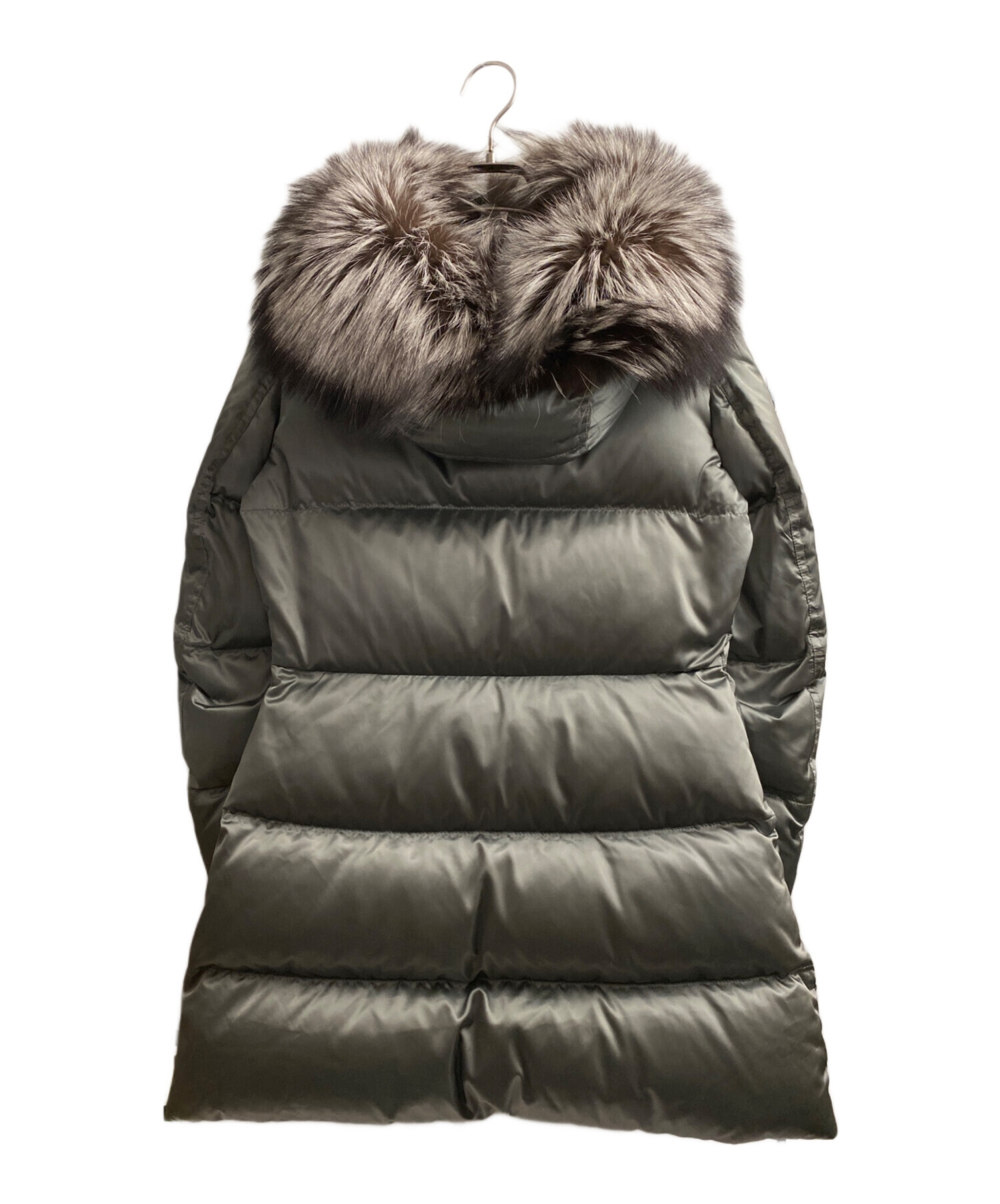 PRADA ファー付きケープ 中古・古着通販】PRADA (プラダ) フォックスファーダウンコート カーキ