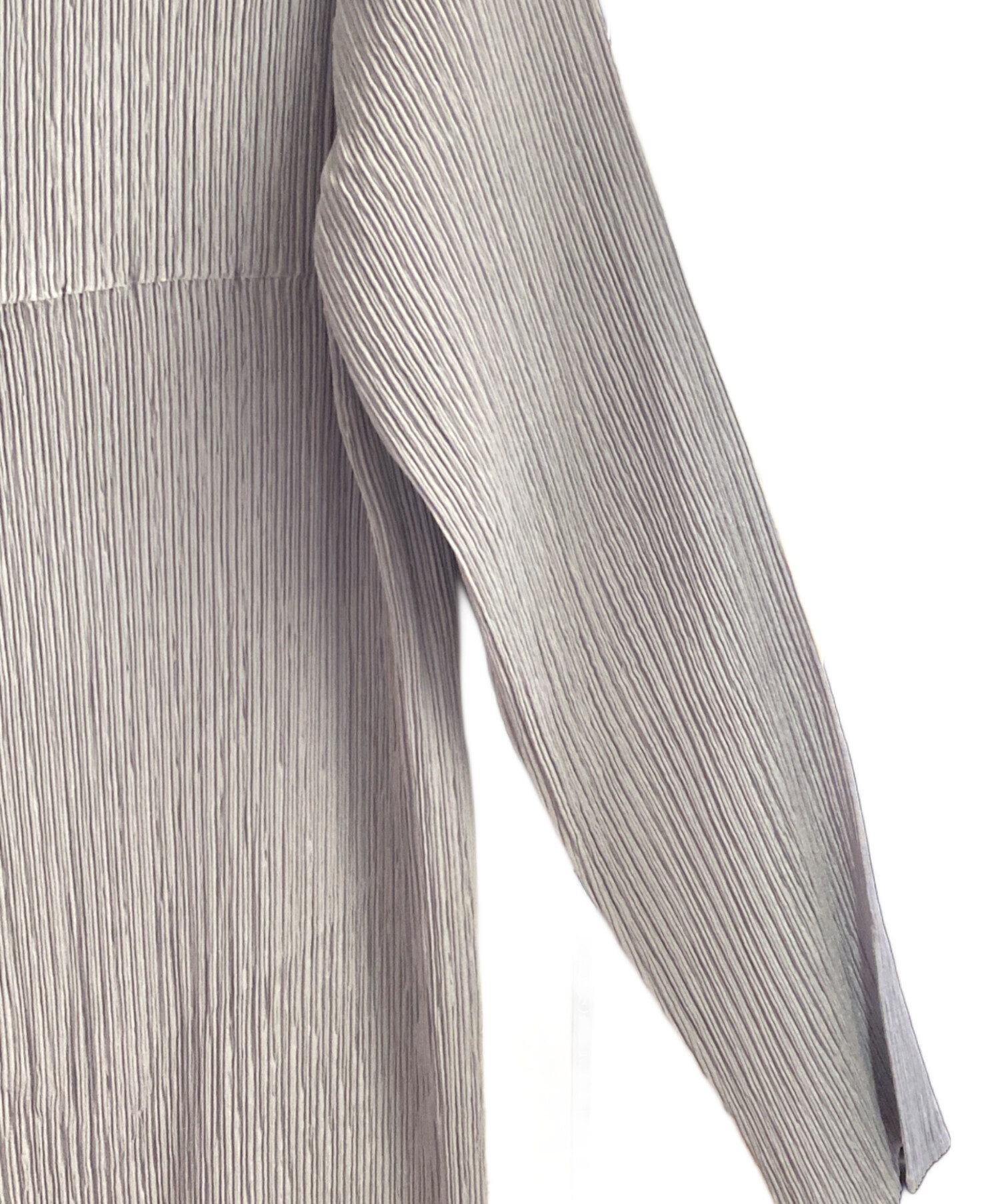 中古・古着通販】ISSEY MIYAKE (イッセイミヤケ) ワンピース グレー 中古・古着通販】ISSEY MIYAKE (イッセイミヤケ) ワンピース グレー