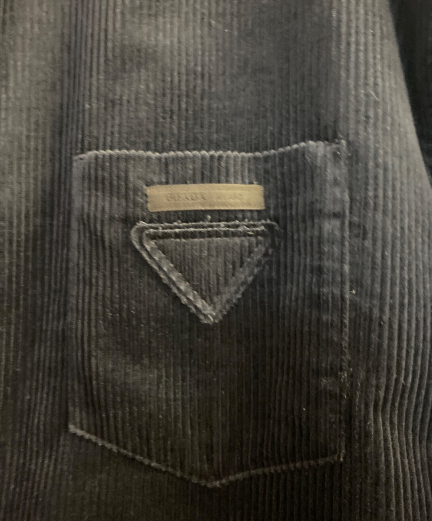 中古・古着通販】PRADA (プラダ) ロゴコットンボタン長袖コーデュロイ 中古・古着通販】PRADA (プラダ) ロゴコットンボタン長袖コーデュロイ
