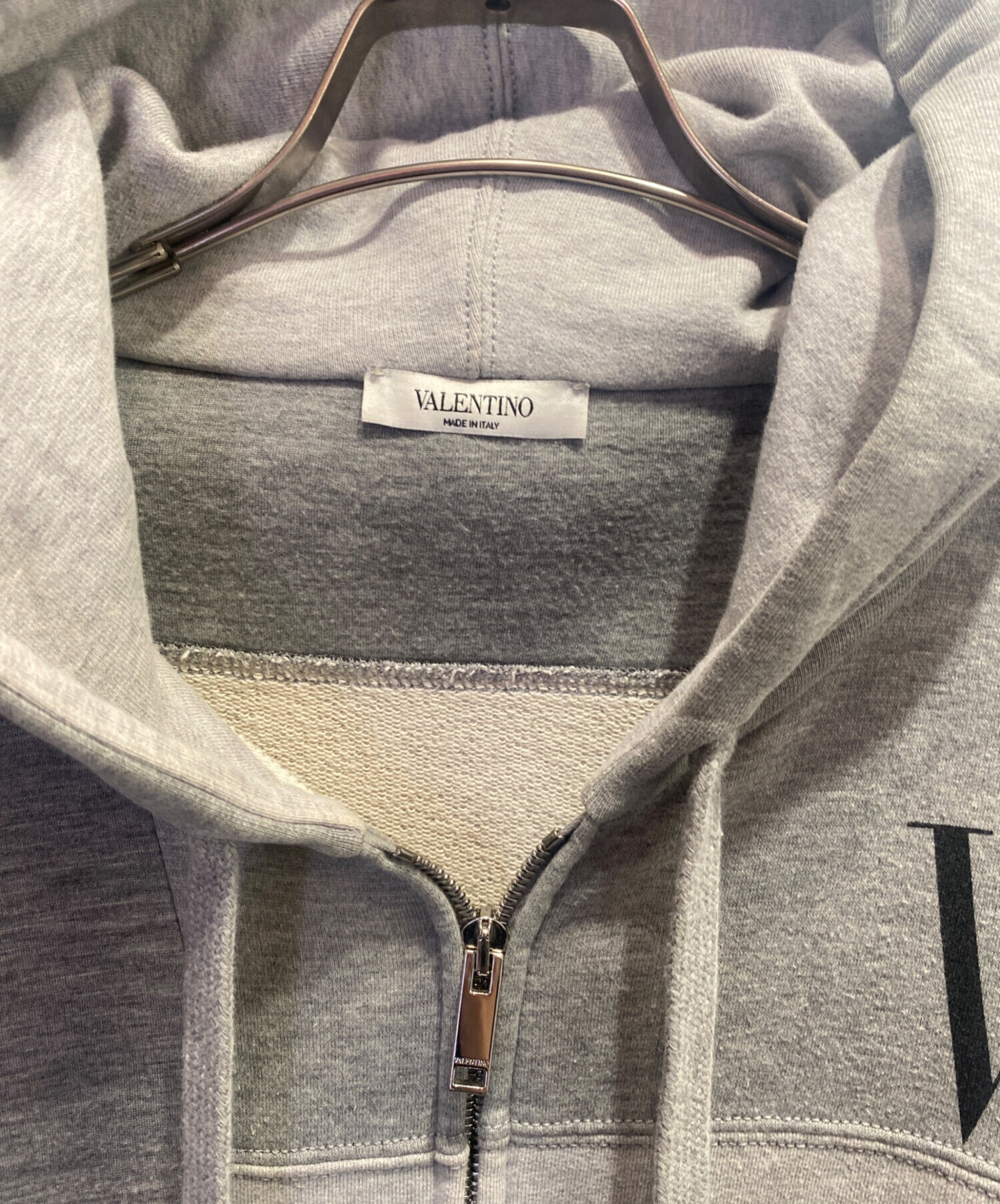バレンティノ　VLTN ジップパーカー　Lサイズ 中古・古着通販】VALENTINO (ヴァレンティノ) ジップアップロゴ