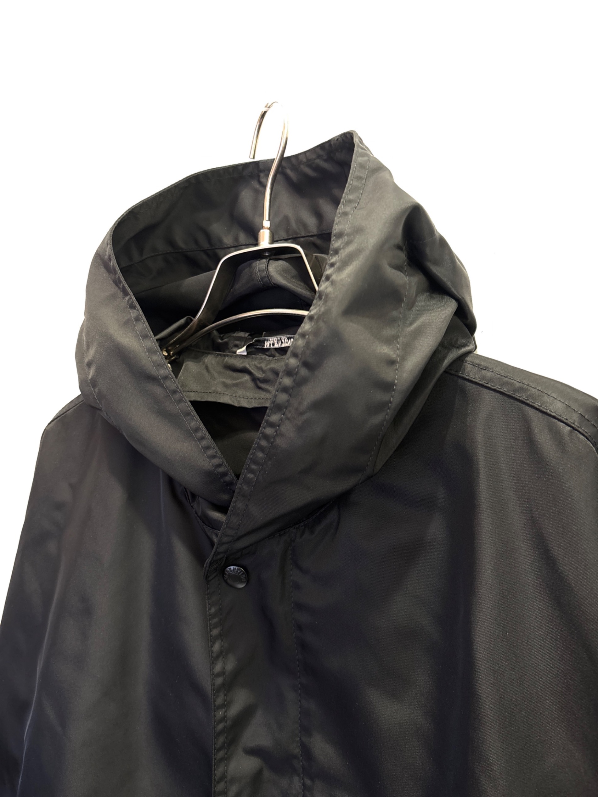 中古・古着通販】VALENTINO (ヴァレンティノ) マクロVLTNプリント