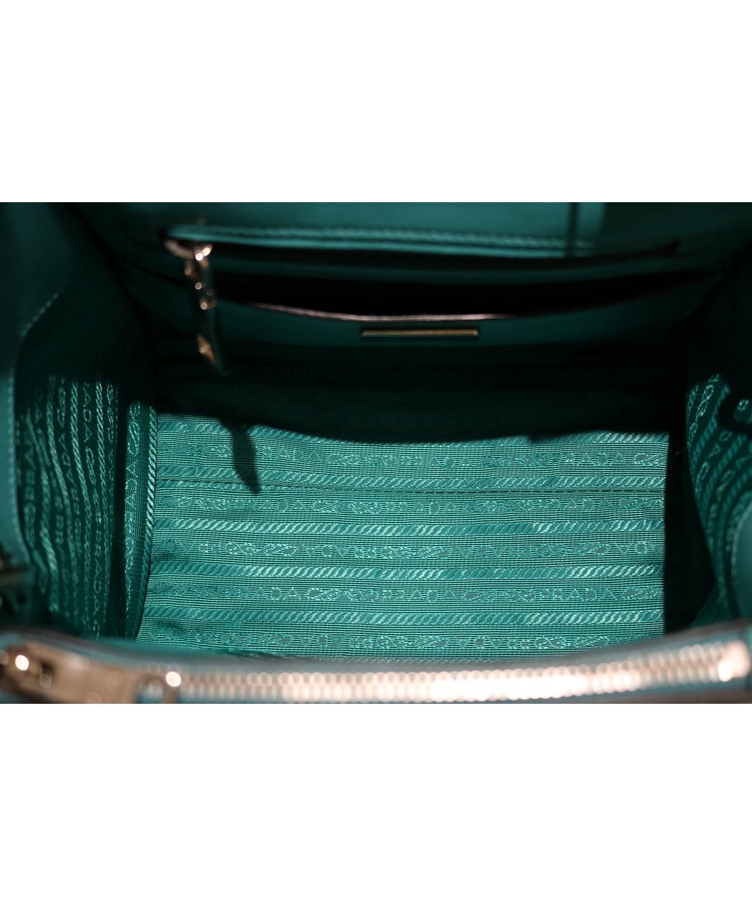中古・古着通販】PRADA (プラダ) 2WAYショルダーバッグ エメラルド 
