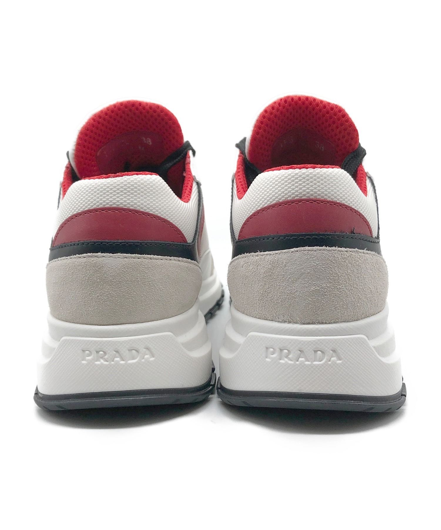 PRADA ホワイト レッド スニーカー　38 中古・古着通販】PRADA (プラダ) クラシックスニーカー ホワイト