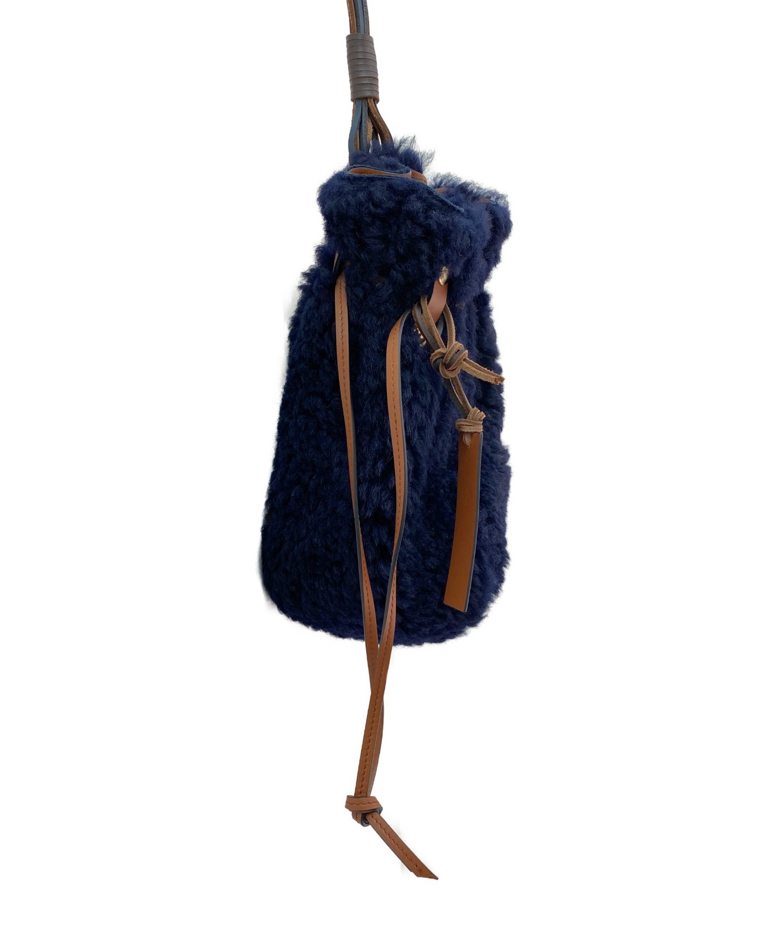 マルニ 19AW BINDLE BAG 巾着 ショルダーバッグ スエード 紺 中古・古着通販】MARNI (マルニ) 巾着バッグ ネイビー サイズ
